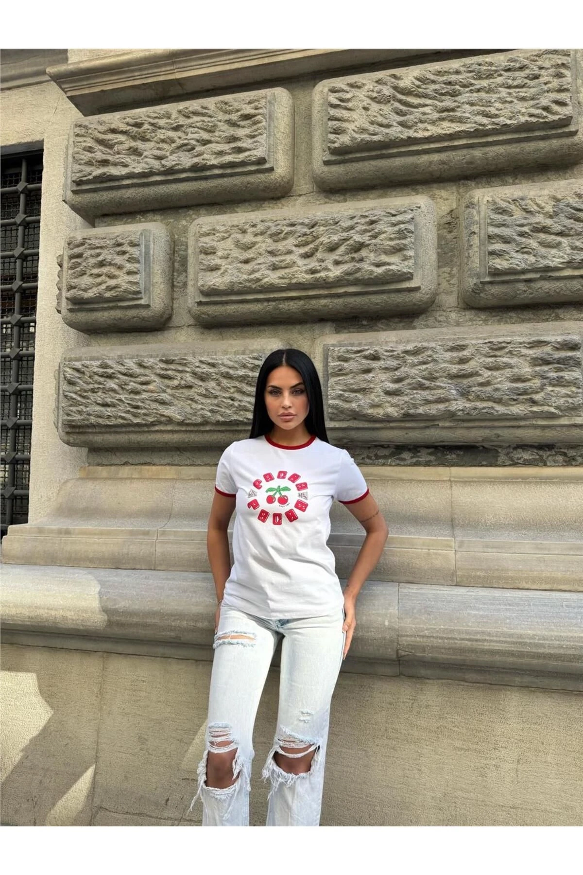 Beyaz Kiraz Desenli Pamuklu Tişört