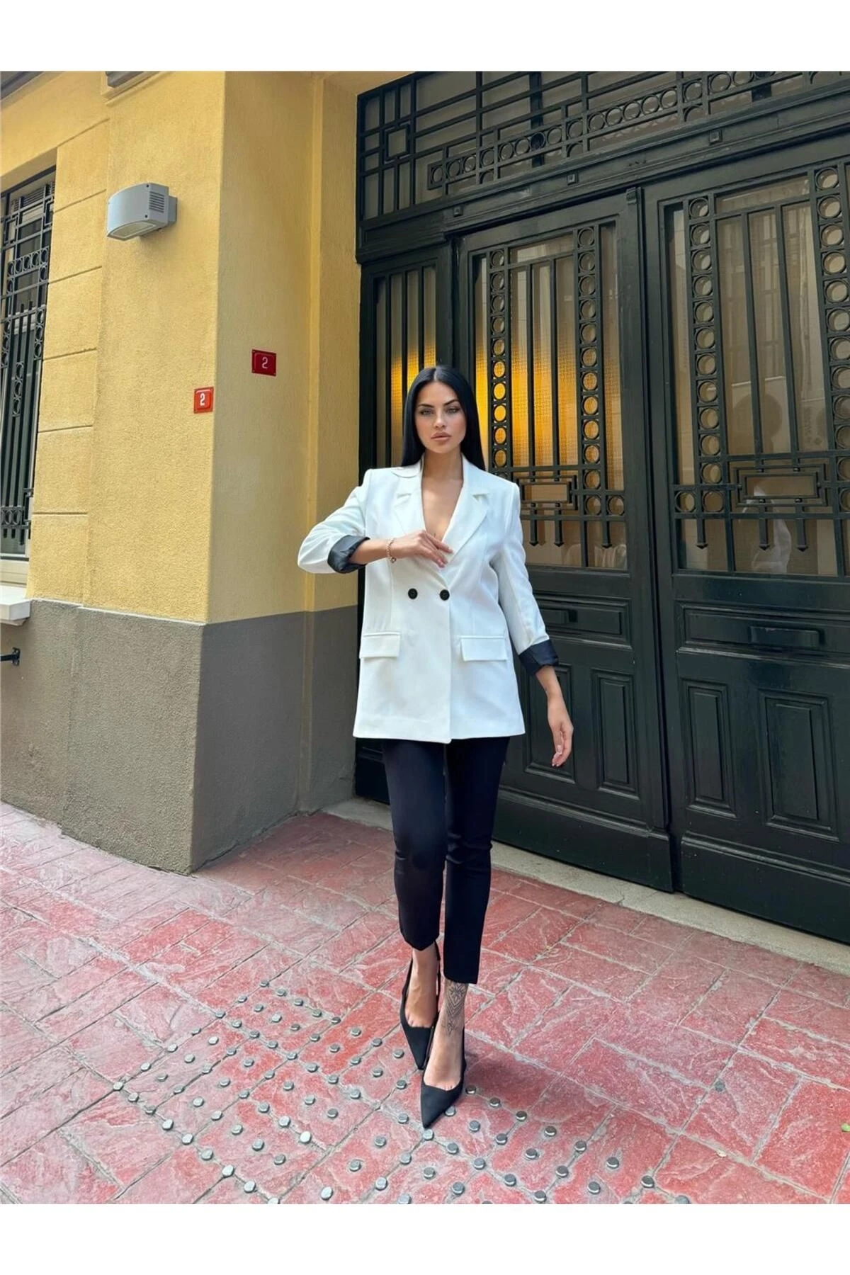 Beyaz Polyester Keten Düğmeli Ceket