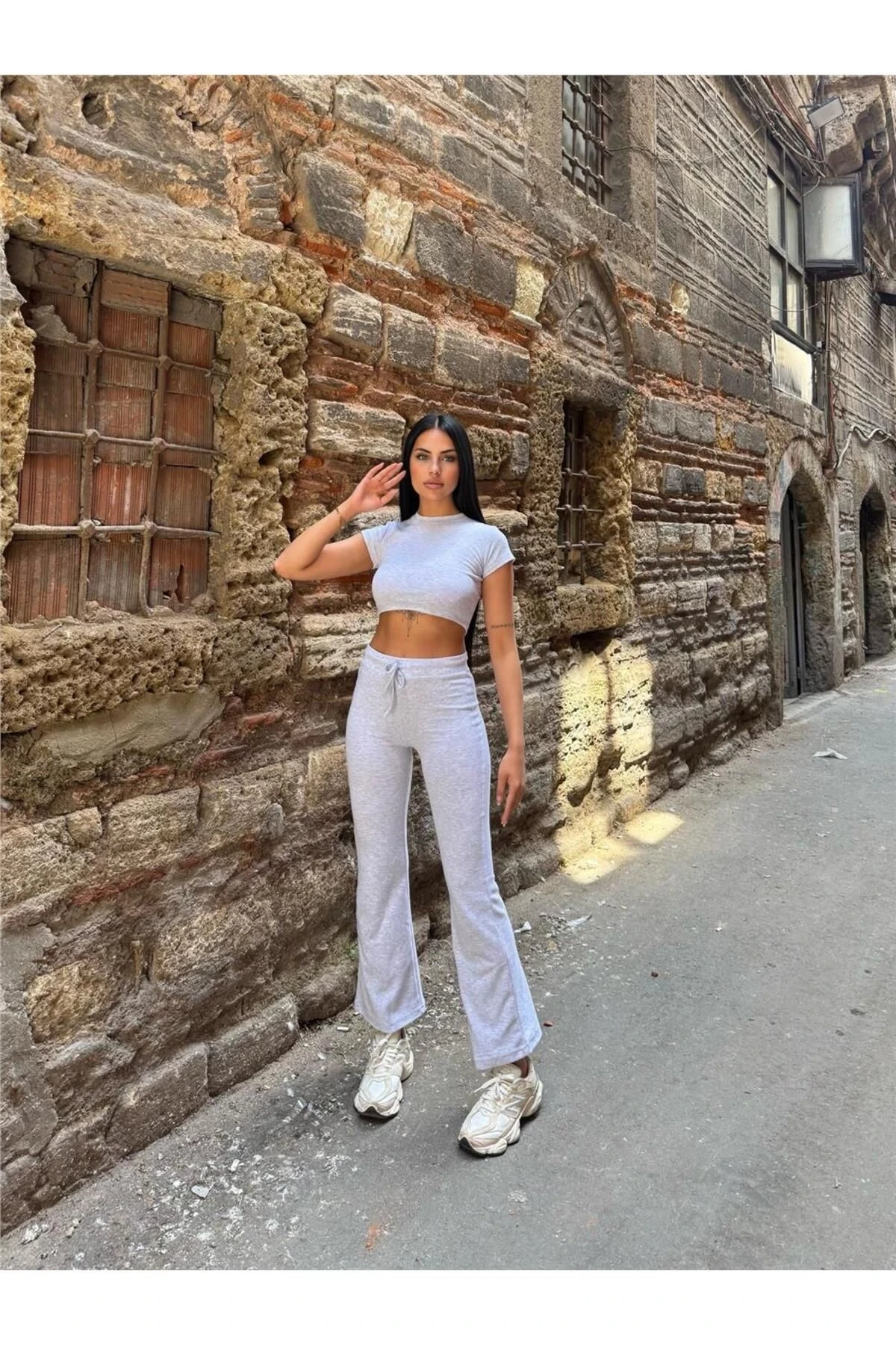 Gri Polyamid Elastan Crop Takım