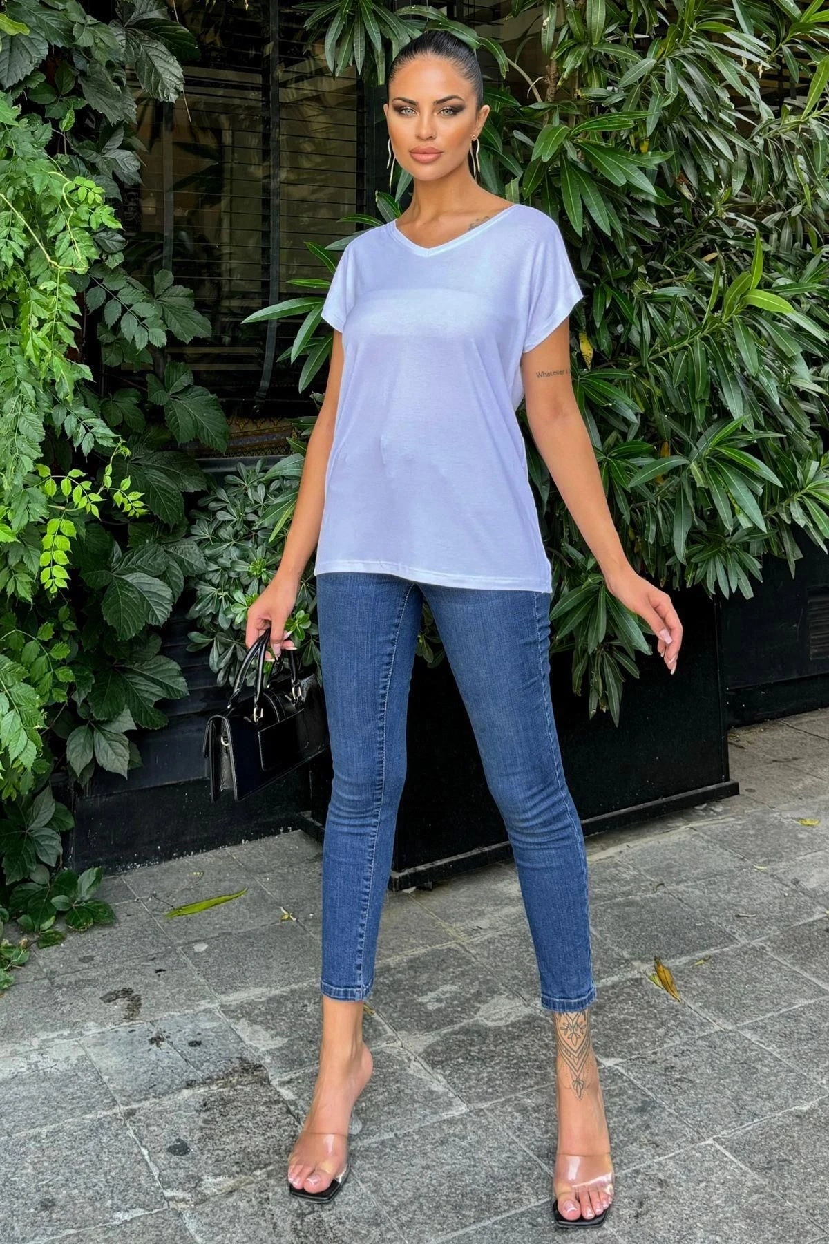 Kadın Beyaz V Yaka, Kısa Kol, Basic Model, Salaş Bluz