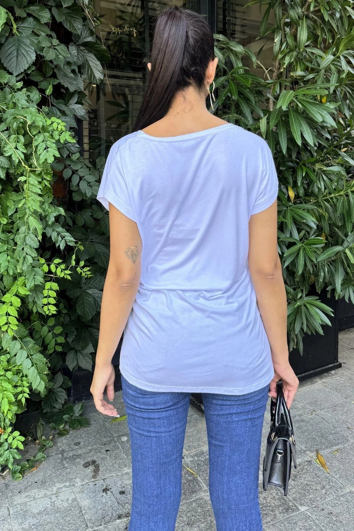 Kadın Beyaz V Yaka, Kısa Kol, Basic Model, Salaş Bluz