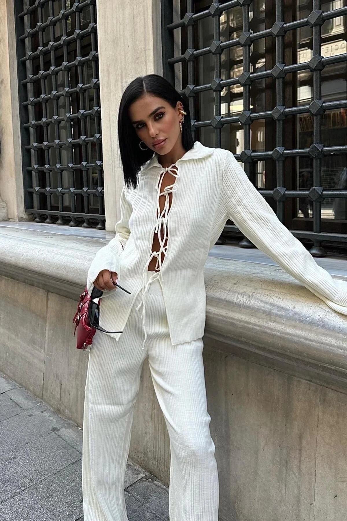 Kadın Ekru Akrilik Polo Yaka Uzun Triko Takım