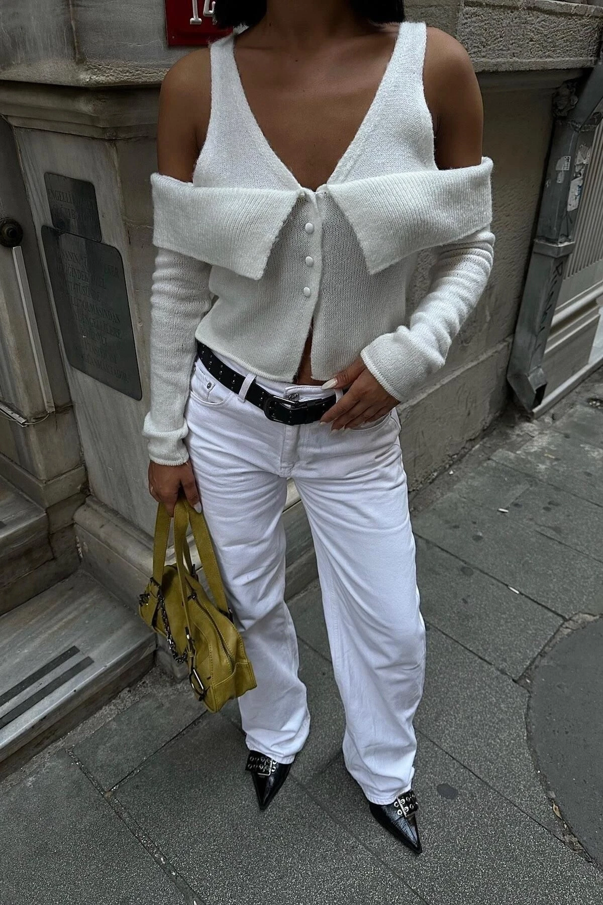 Kadın Ekru Kruvaze Triko Uzun Kollu Hırka