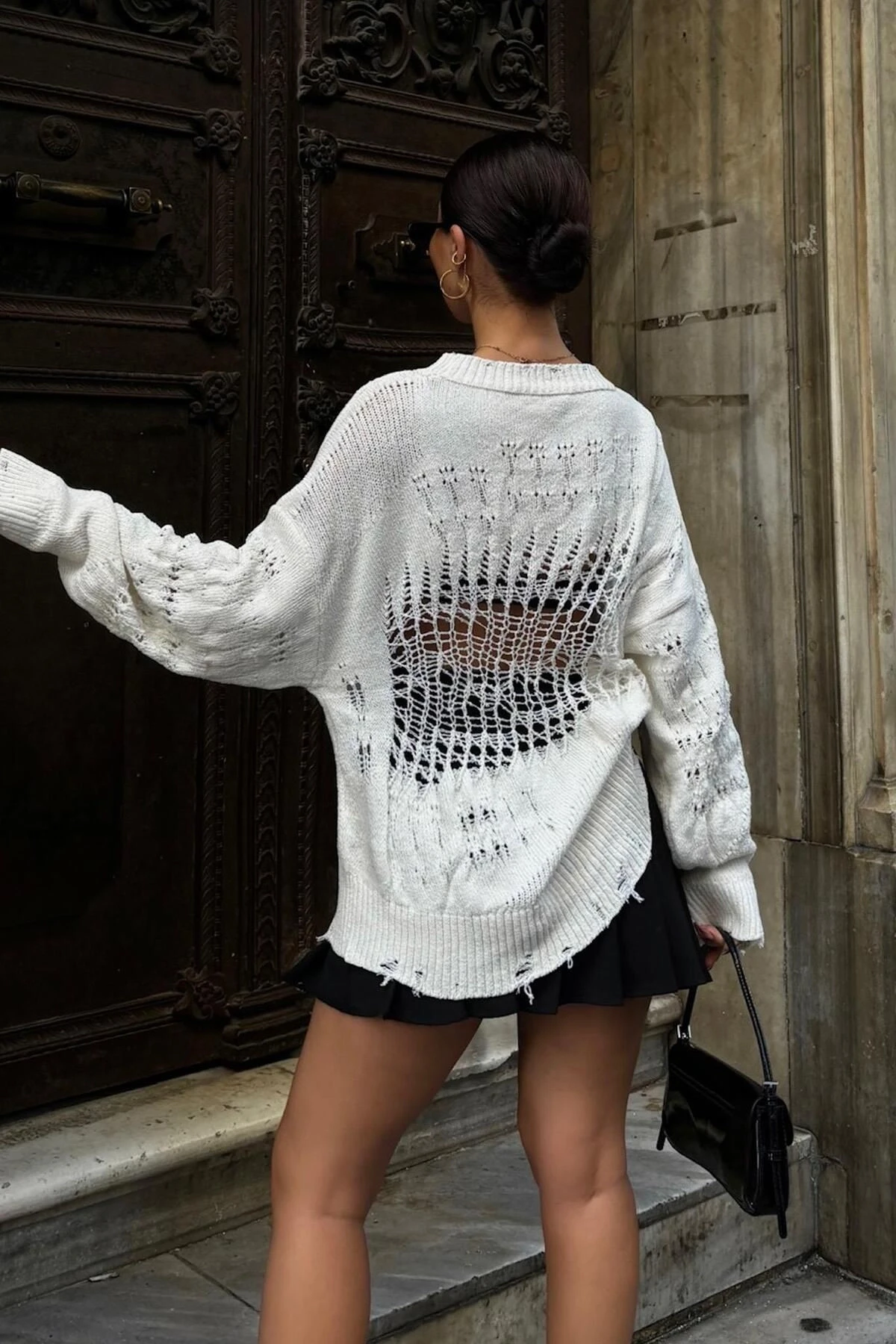 Kadın Ekru Pamuklu Ajurlu Oversize Crop Kazak