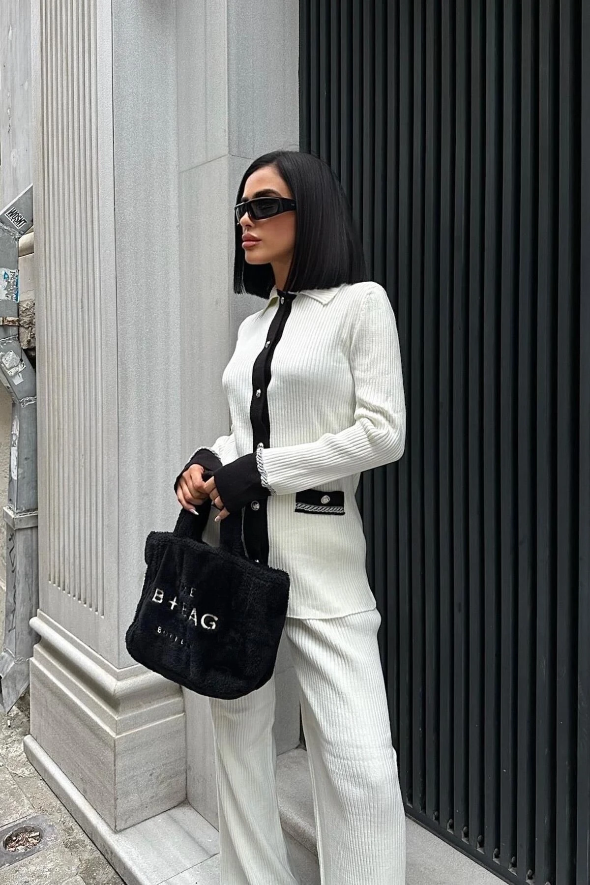 Kadın Ekru Siyah Triko Uzun Kol Polo Yaka Takım