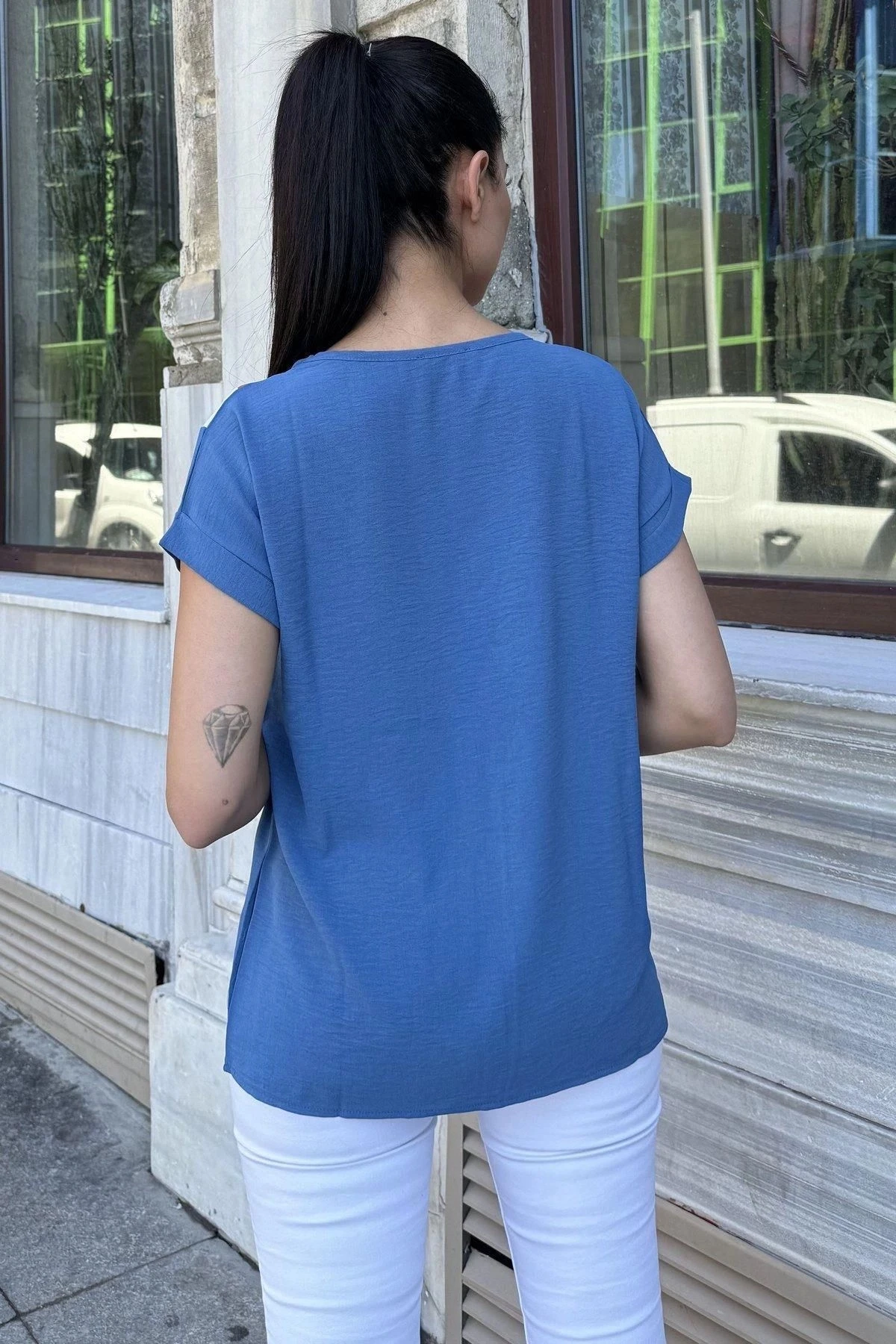 Kadın İndigo V Yaka, Kısa Kol, Color Block Detaylı Salaş Airobin Bluz