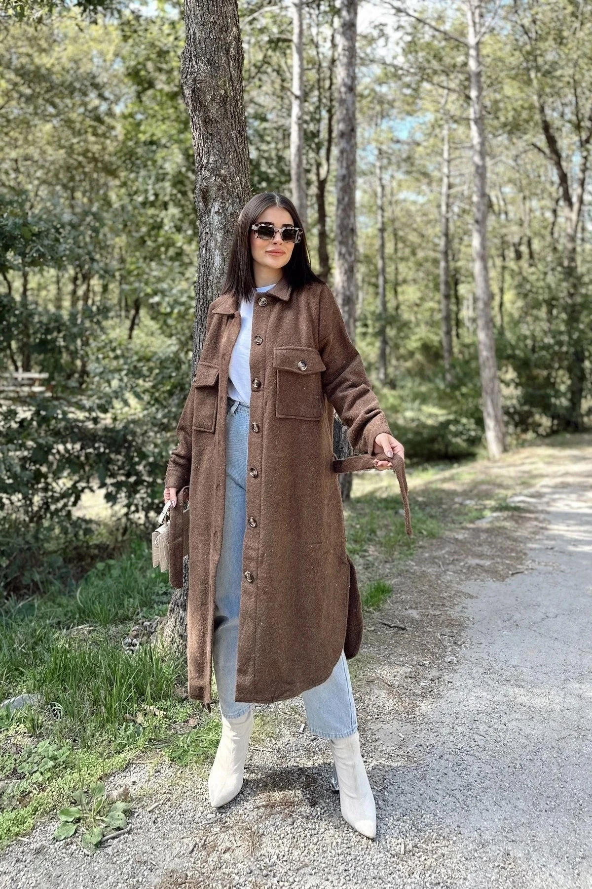 Kadın Kahve Uzun Kol, Çift Cepli, Eteği Oval Kesim, Kemerli, Kaşe Gömlek Kaban