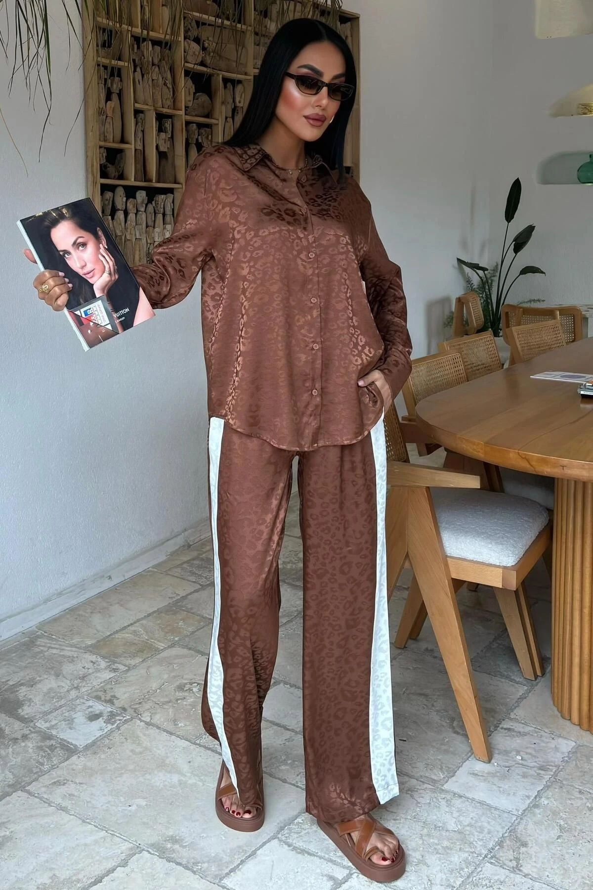 Kadın Kahverengi Jakar Saten Parlak Uzun Kollu Takım