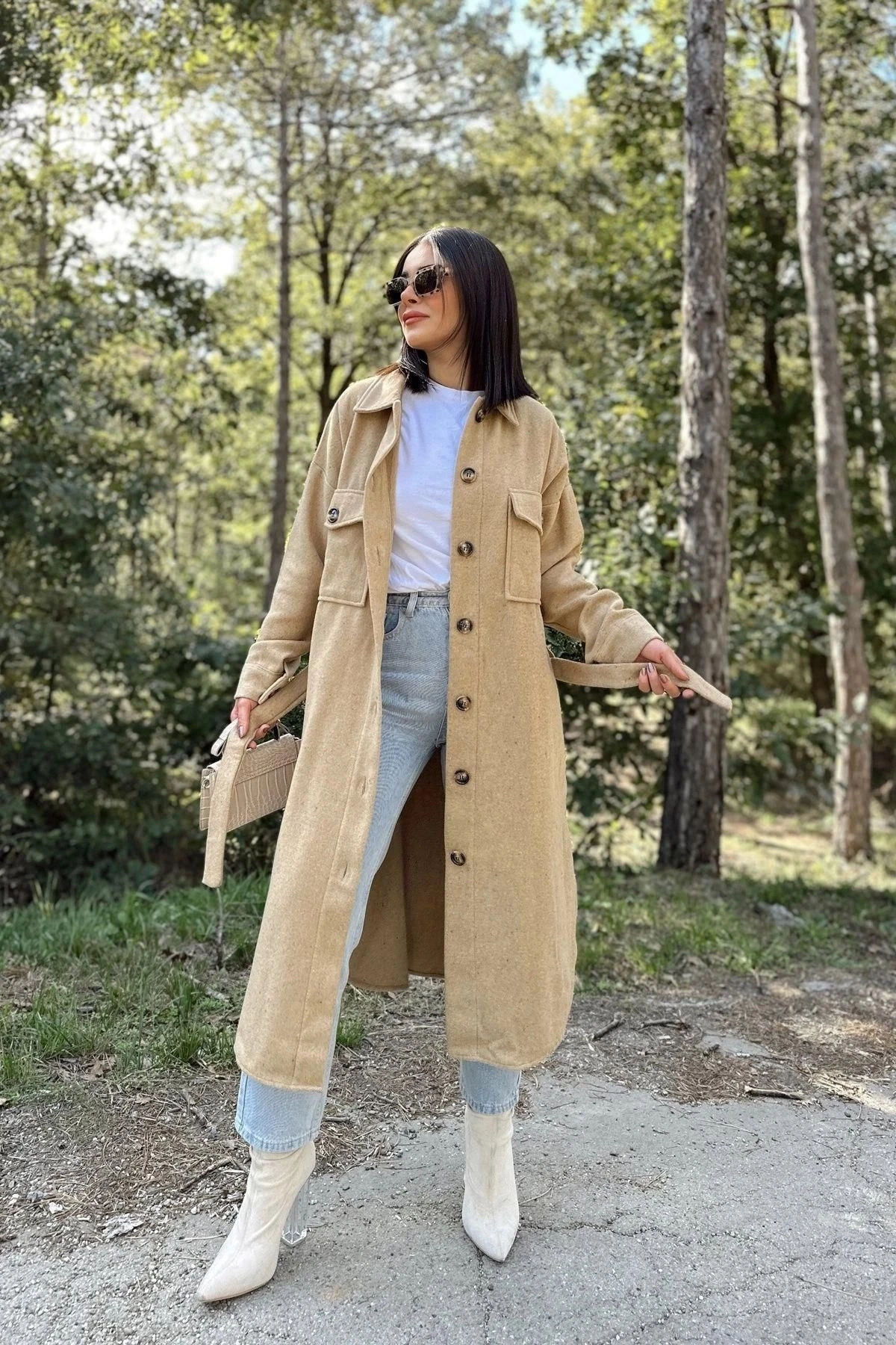 Kadın Karamel Uzun Kol, Çift Cepli, Eteği Oval Kesim, Kemerli, Kaşe Gömlek Kaban (ASTARSIZ)