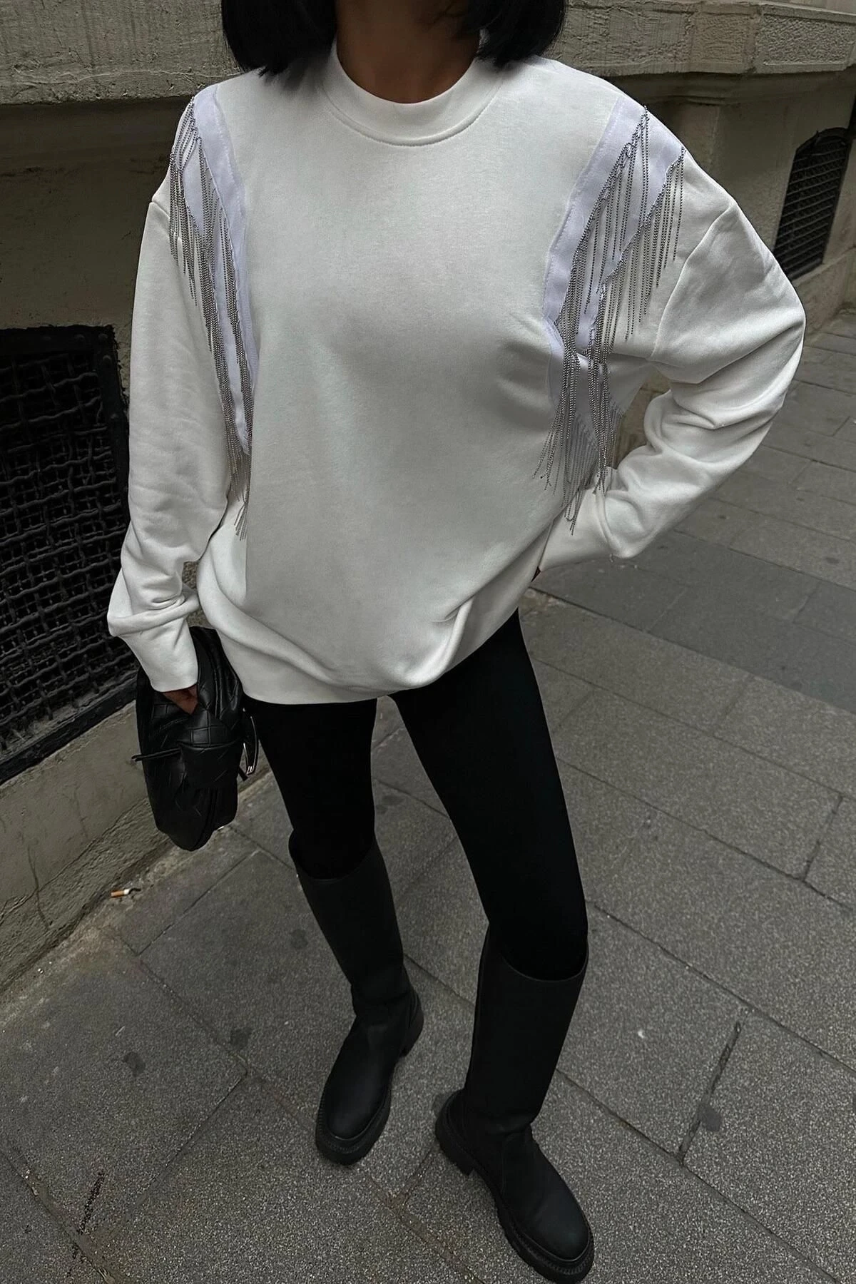 Kadın Kırık Beyaz Oversize Dokuma Uzun Kollu Sweatshirt