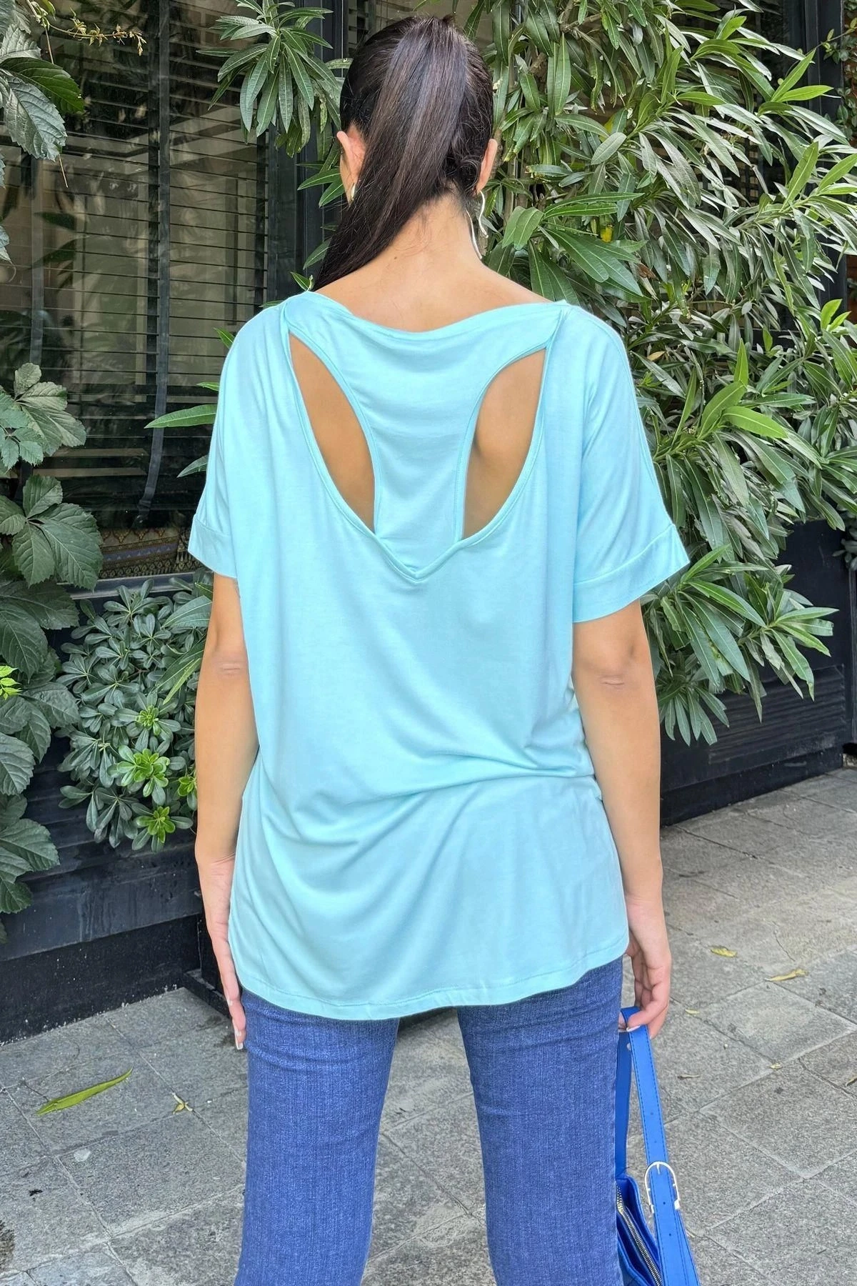 Kadın Mint Geniş Yaka, Kısa Kollu, Sırtı Dekolteli, Dökümlü Kumaş, Salaş Bluz