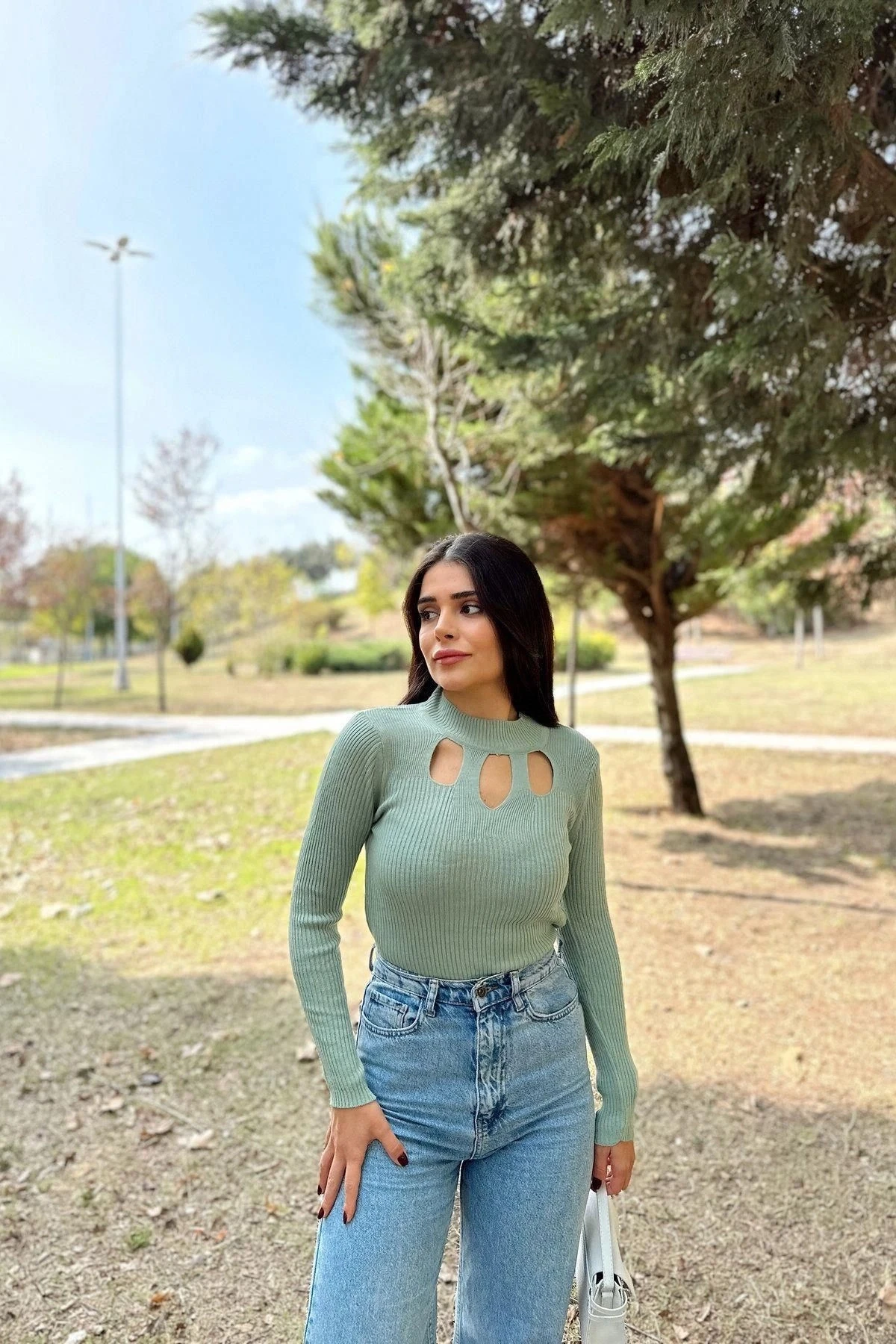 Kadın Mint Yüksek Yaka, Uzun Kol,Vucüda Oturan Kalıp, Esnek Kumaş, Dekolte Detay, Triko Bluz