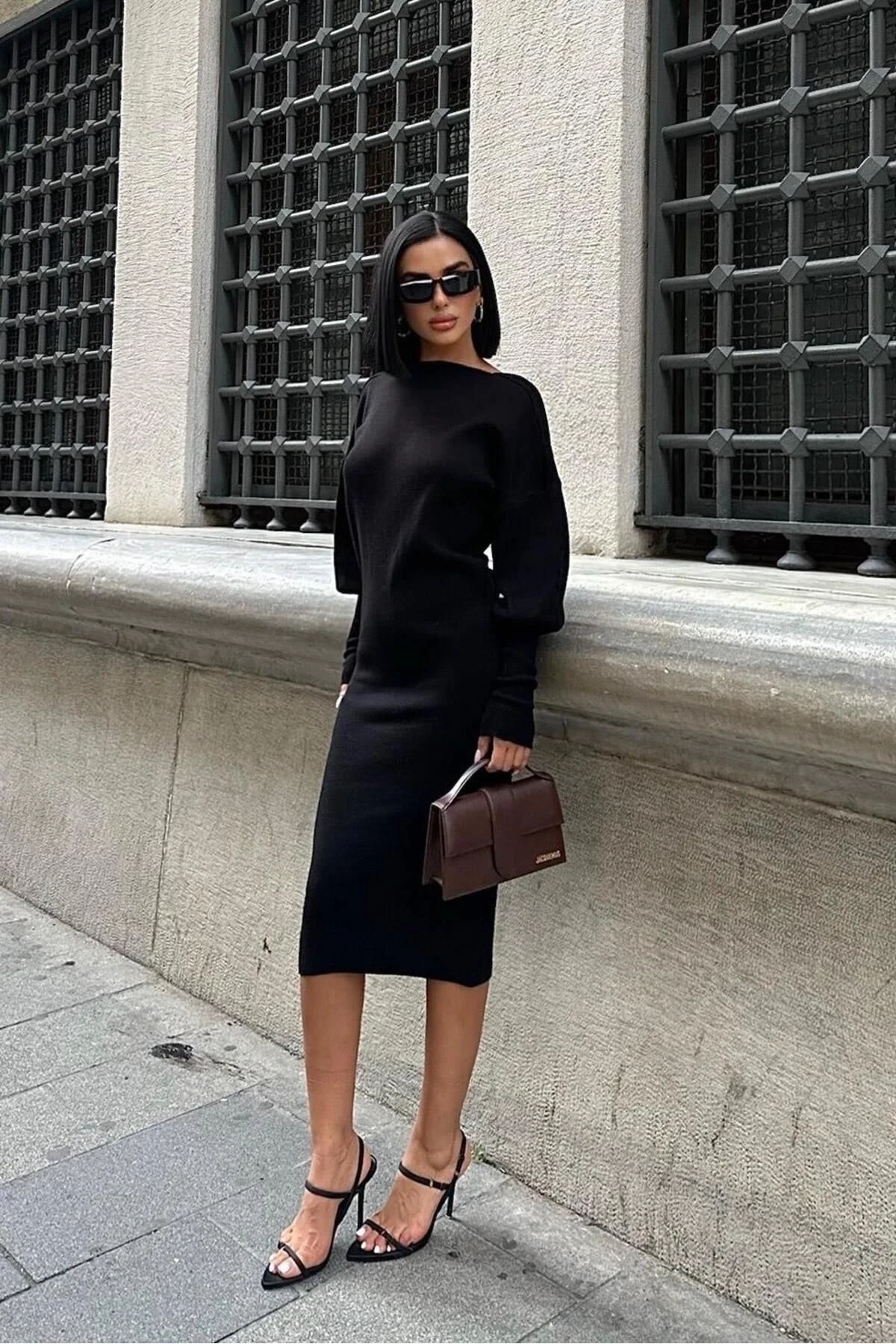 Kadın Siyah Akrilik Balon Kol Midi Elbise