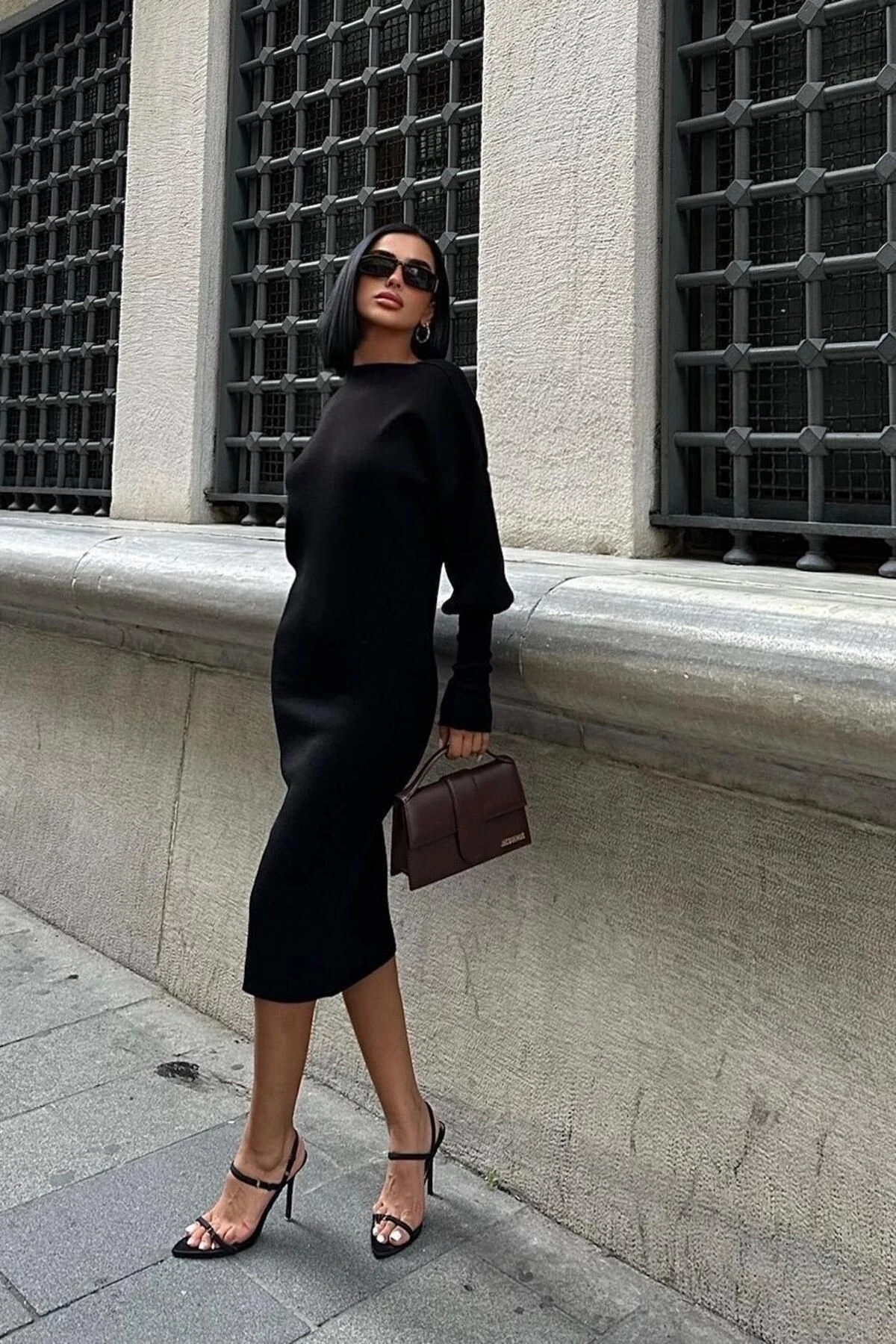 Kadın Siyah Akrilik Balon Kol Midi Elbise