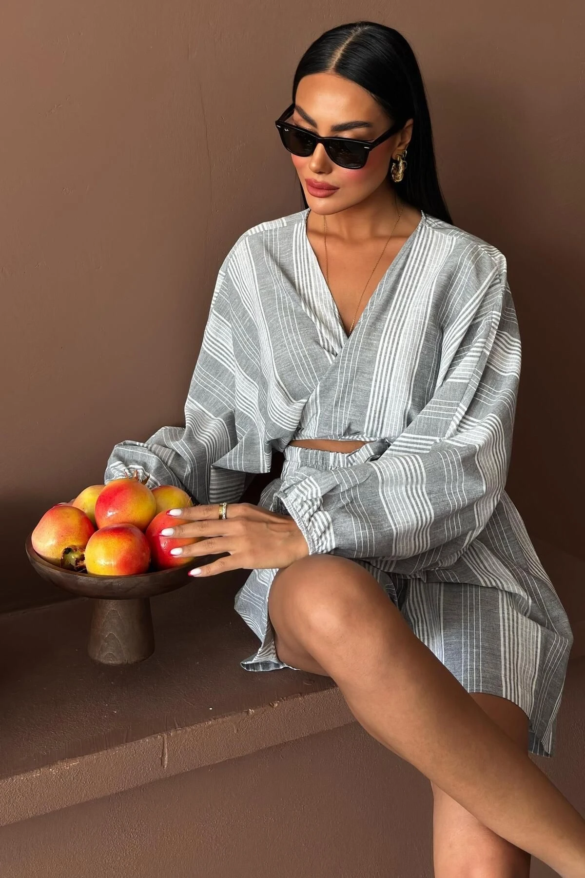 Kadın Siyah Çizgili Dokuma V Yaka Uzun Kollu Takım