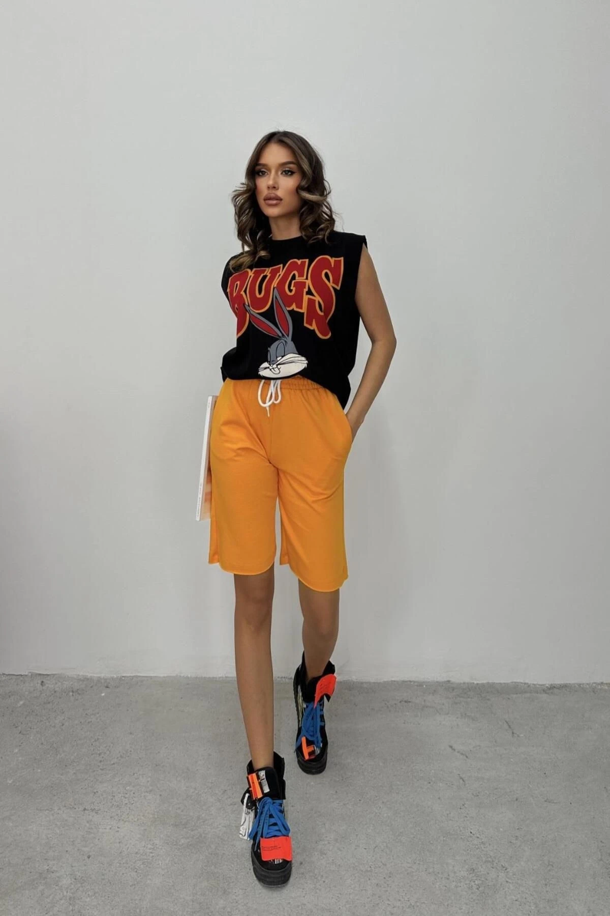 Kadın Siyah Desenli Kısa Dokuma Bisiklet Yaka Takım