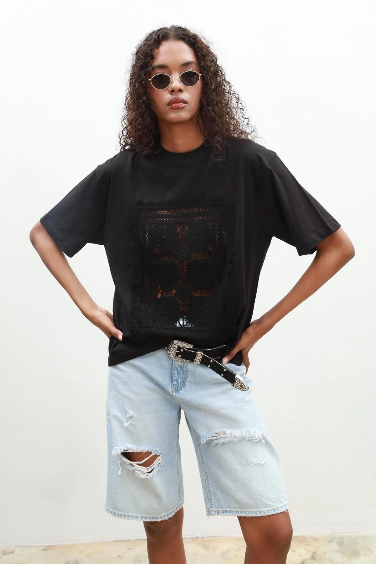 Kadın Siyah Dokuma Oversize Kısa Kollu Tişört