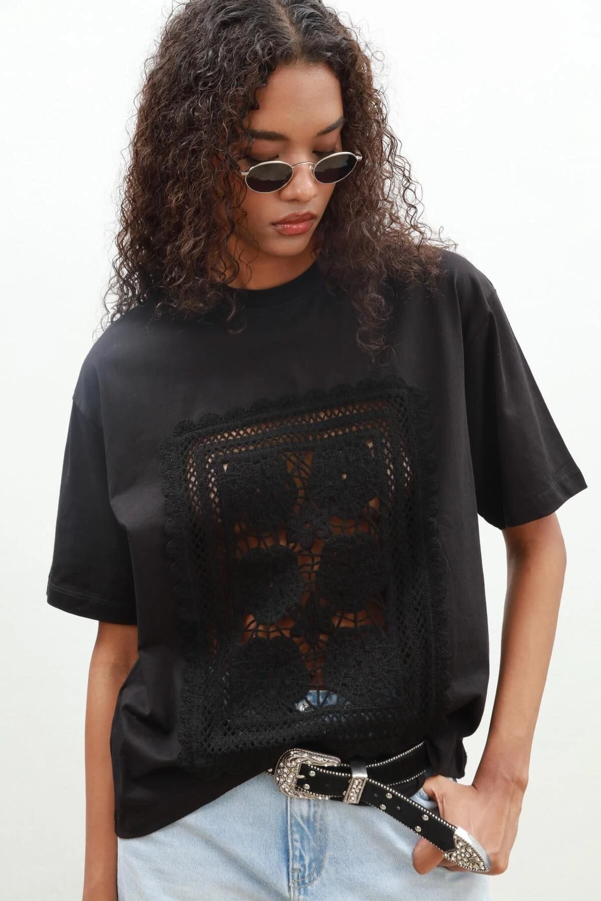 Kadın Siyah Dokuma Oversize Kısa Kollu Tişört