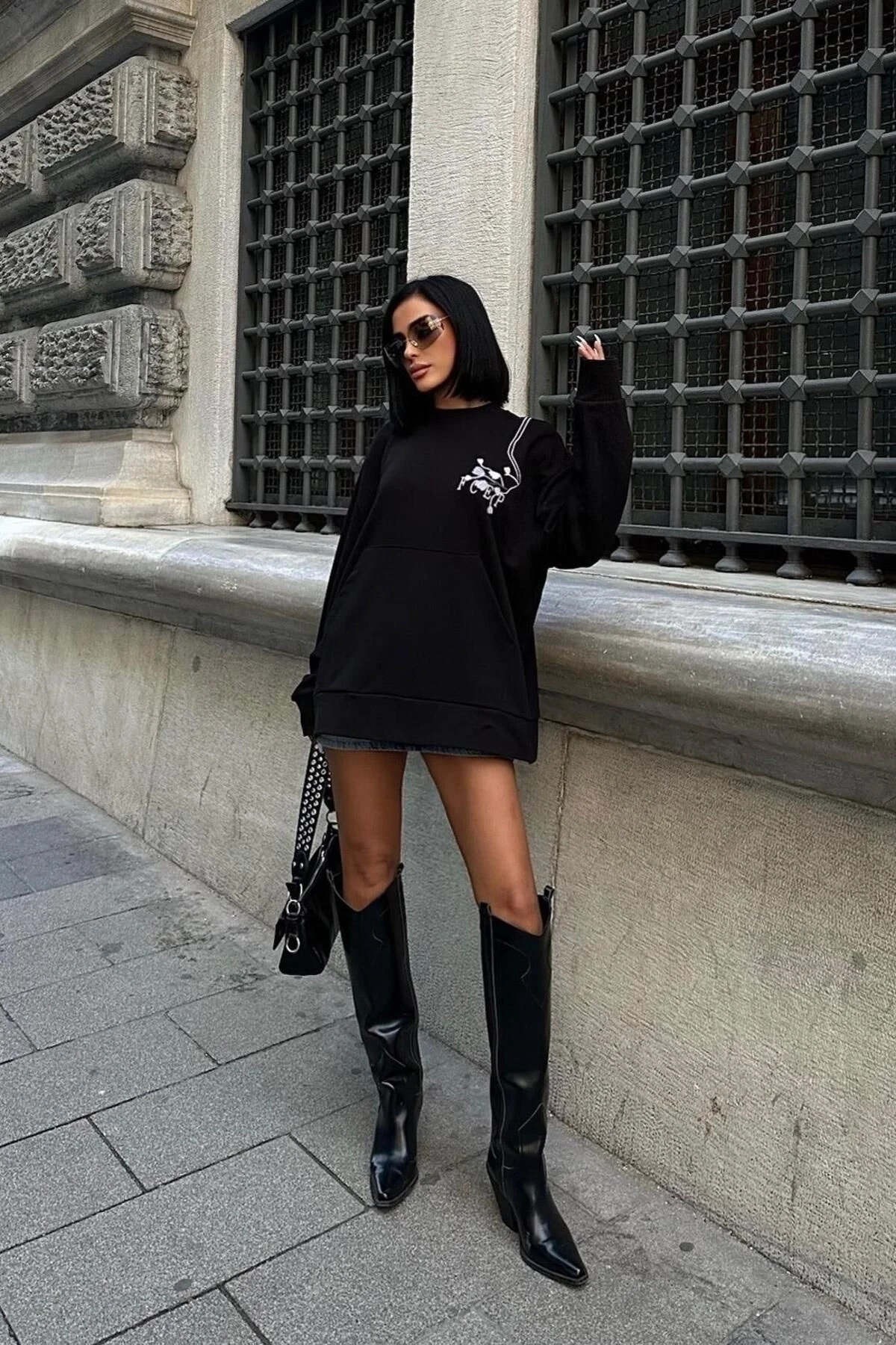 Kadın Siyah Dokuma Oversize Uzun Kollu Sweatshirt