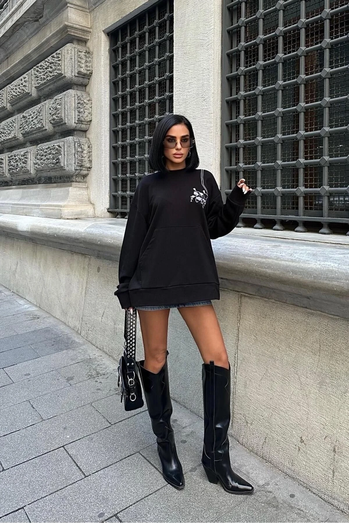 Kadın Siyah Dokuma Oversize Uzun Kollu Sweatshirt