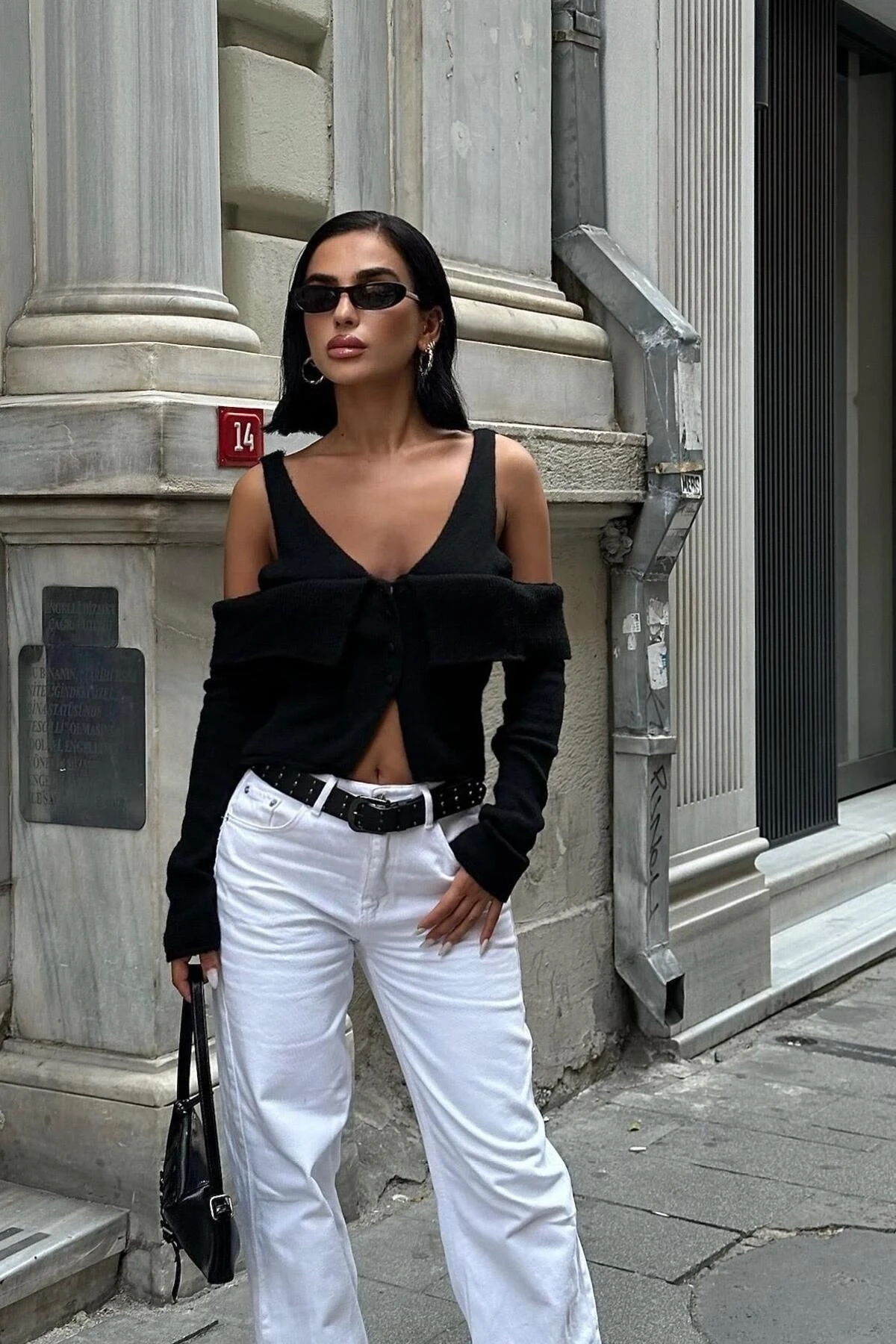 Kadın Siyah Kruvaze Triko Kısa Hırka