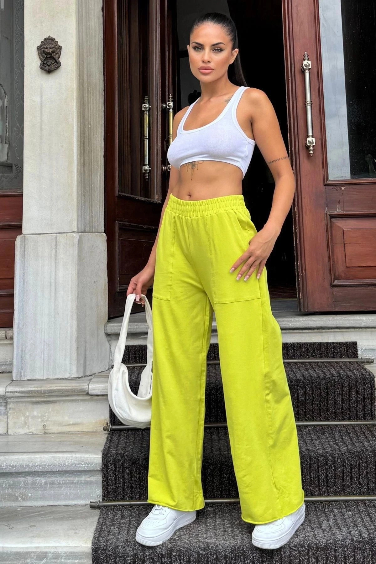 Kadın Yağ Yeşili Beli Lastikli, Cepli, Bol Paça, Salaş Pantolon