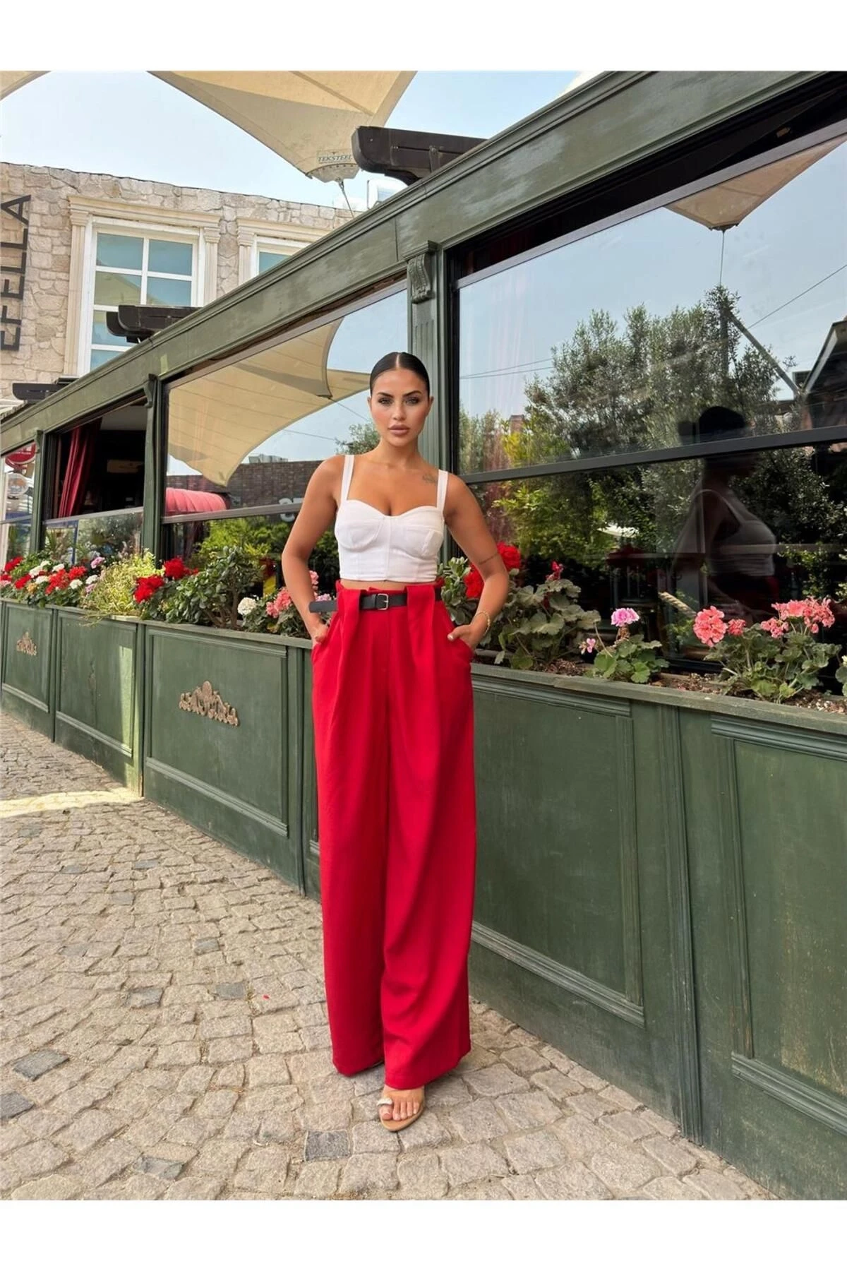 Kırmızı Keten Karışımlı Kemerli Pantolon