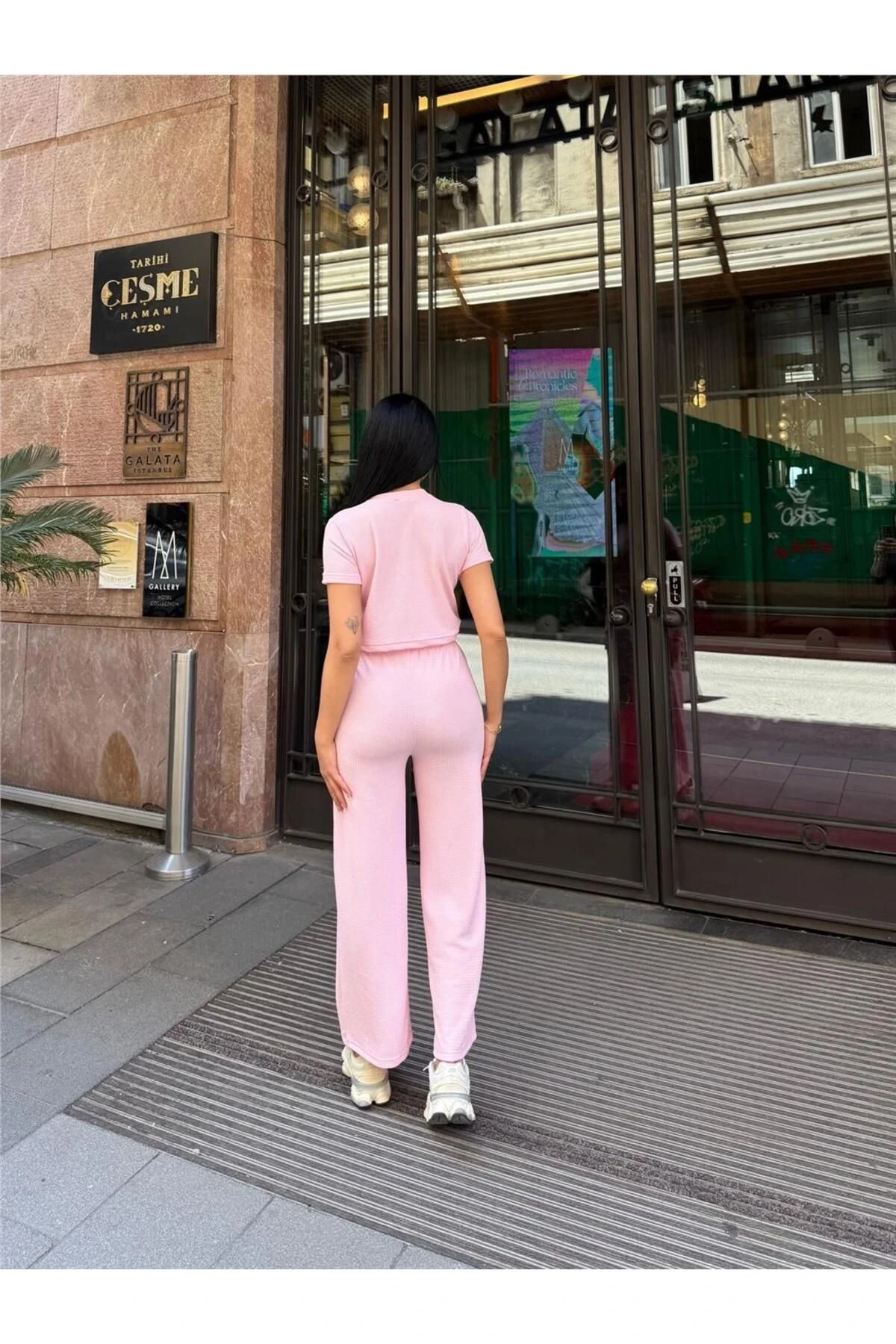 Pembe Modal Keten Dokulu Bisiklet Yaka Takım