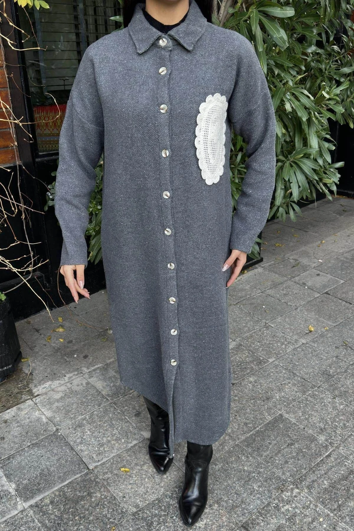 Antrasit Çift Taraflı Yumoş Dokulu, Aplike Detaylı, Duble Kaşe Gömlek Elbise