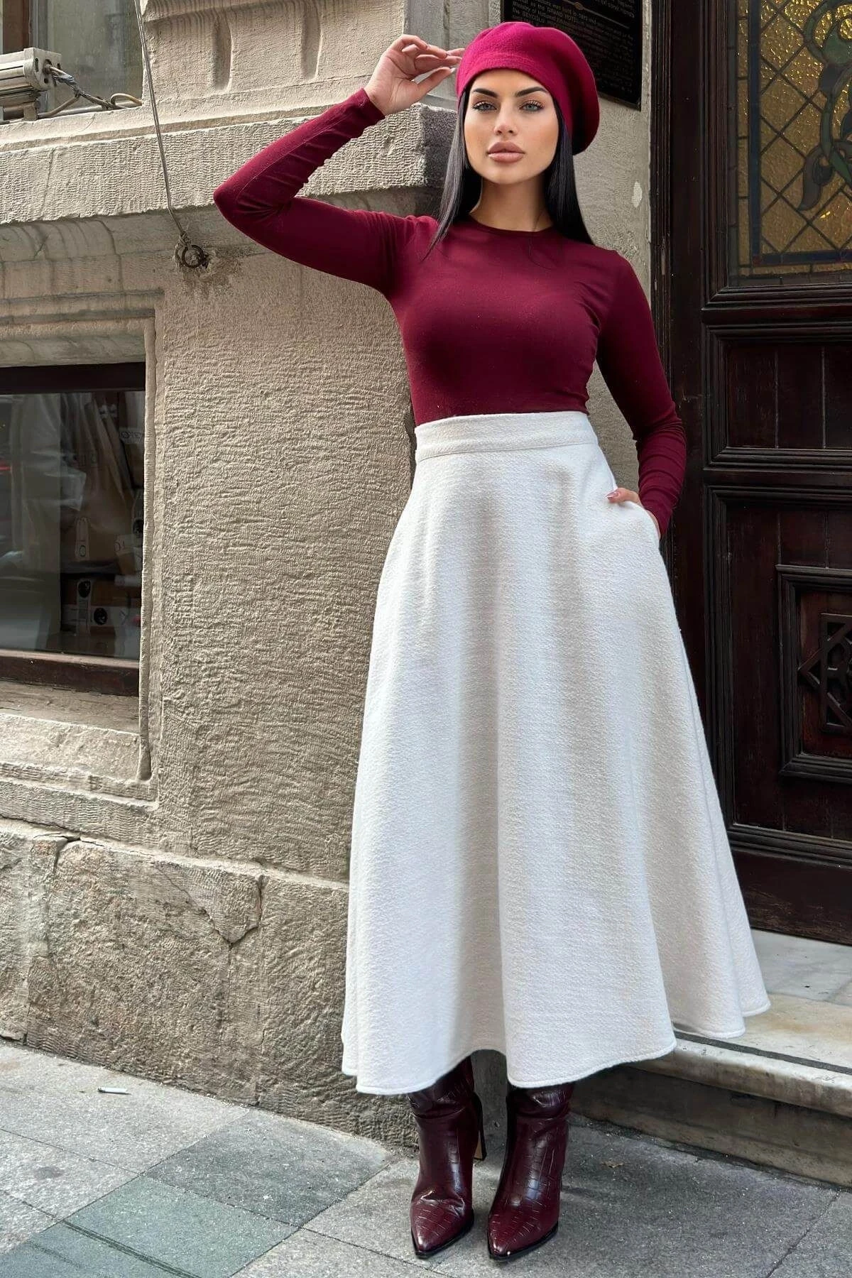 Ekru Yüksek Bel, Cepli, Kiloş Kesim, Kırçıllı Kaşe Uzun Etek