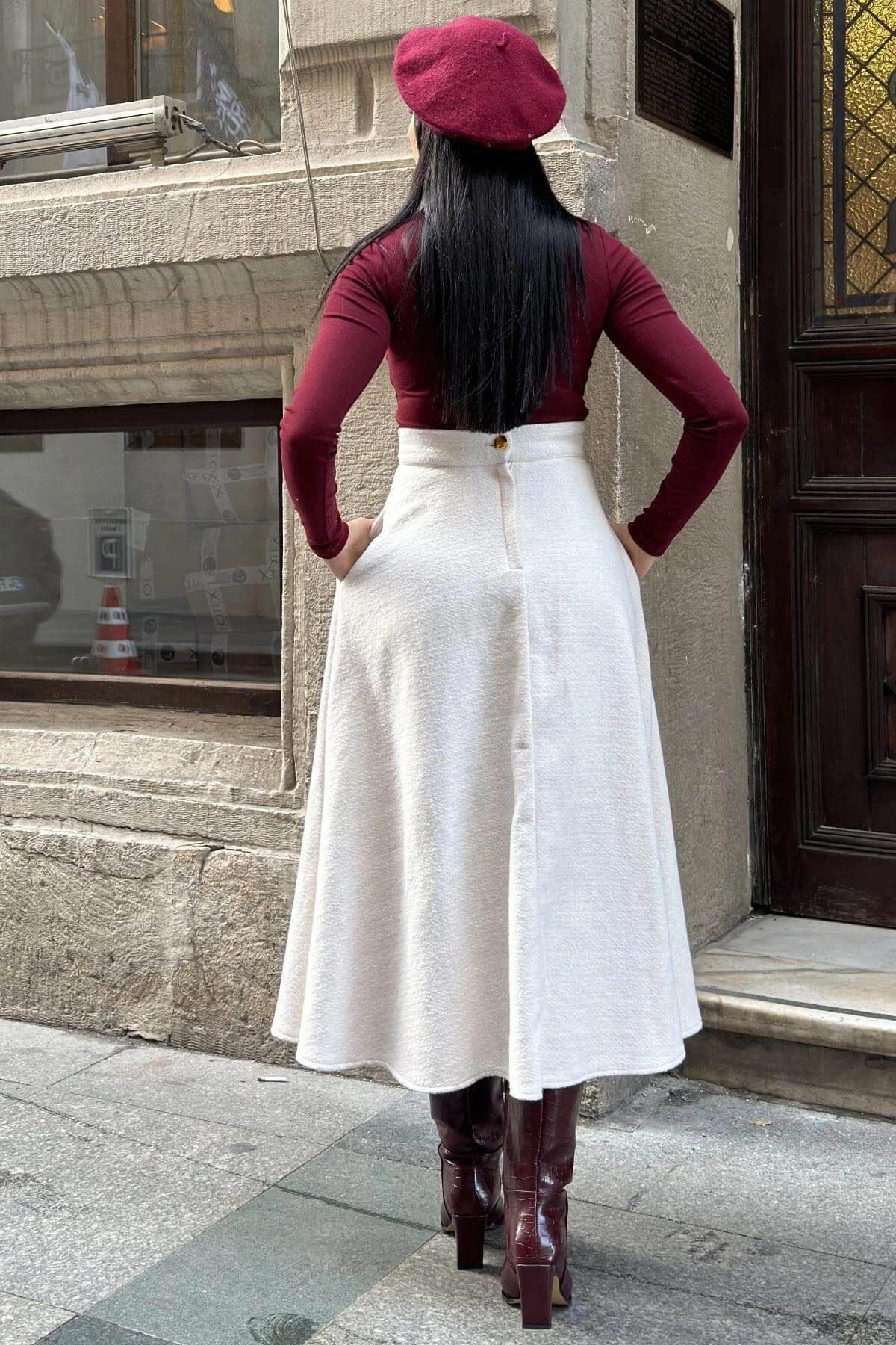 Ekru Yüksek Bel, Cepli, Kiloş Kesim, Kırçıllı Kaşe Uzun Etek