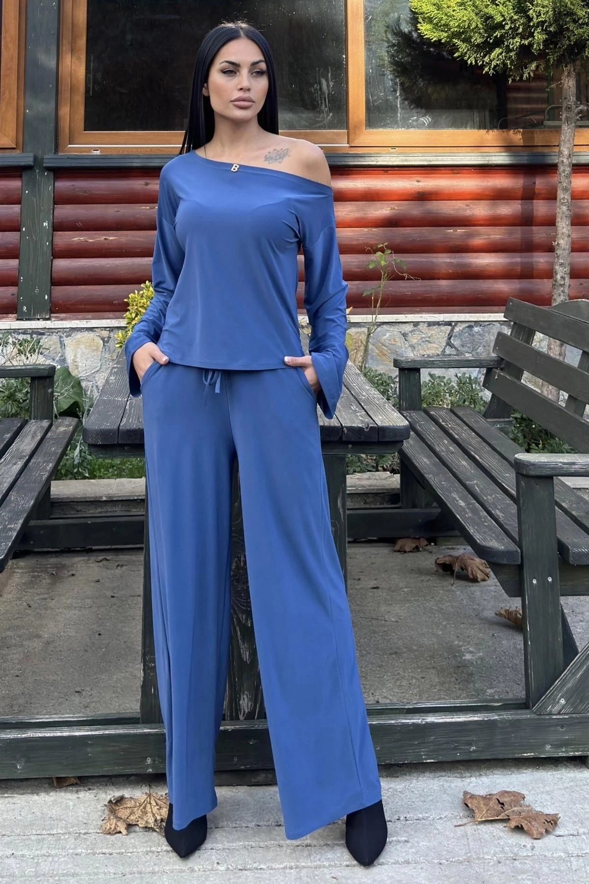 İndigo Bağcık Detaylı Geniş Paça Pantolon & Geniş Yaka Salaş Bluz - Sandy Kumaş Takım