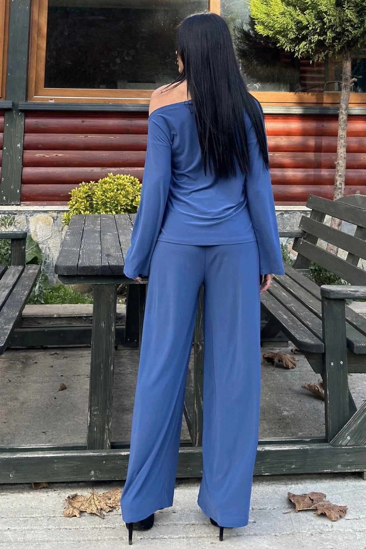 İndigo Bağcık Detaylı Geniş Paça Pantolon & Geniş Yaka Salaş Bluz - Sandy Kumaş Takım