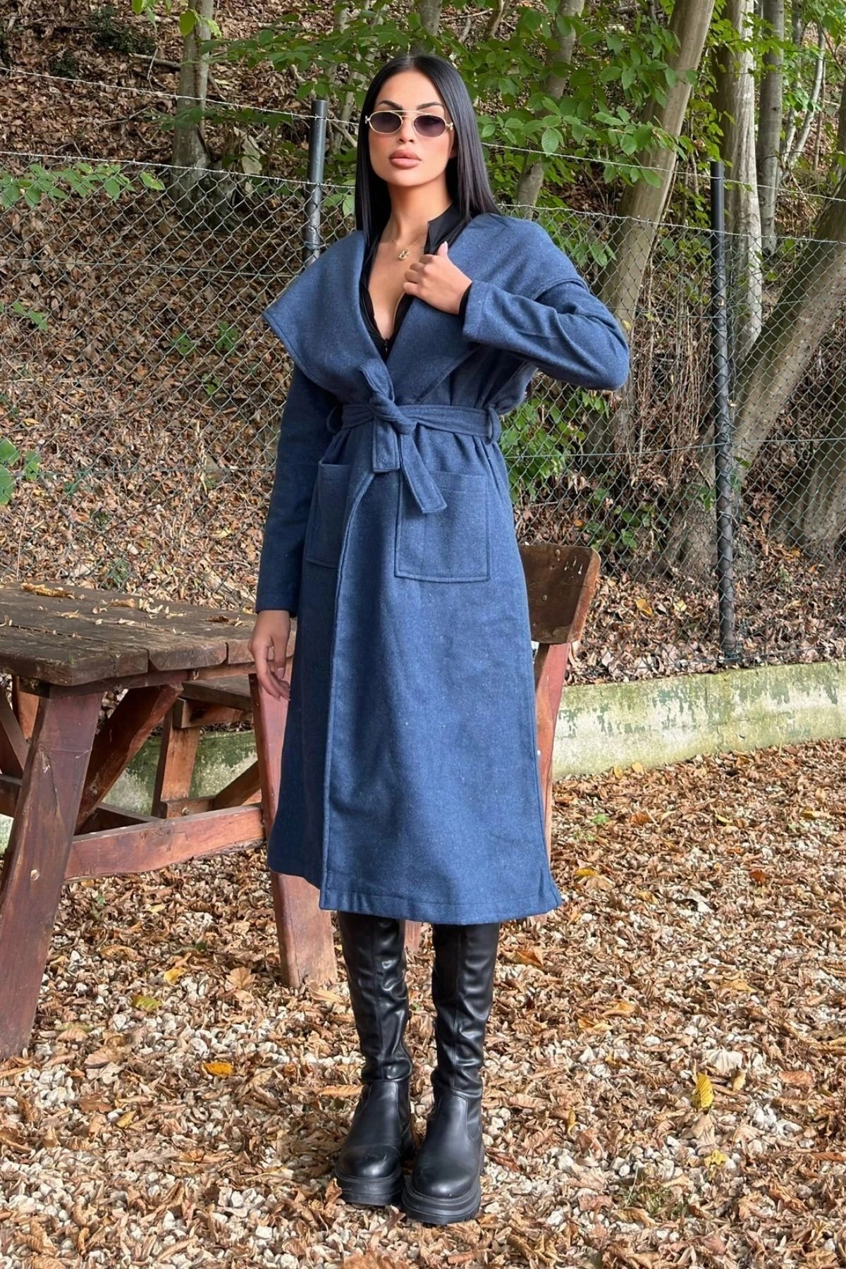 İndigo Kruvaze Yaka, Kapüşonlu, Çift Cepli, Beli Kemerli, Uzun Kaşe Kaban (Astarsız)