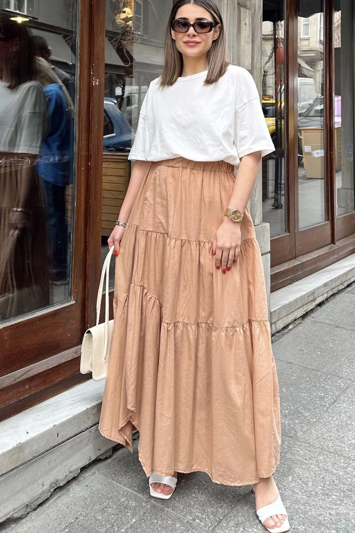 Kadın Bej Asimetrik Kesim, Beli Lastikli, Fırfırlı Kat Kumaş, Uzun Pamuklu Etek