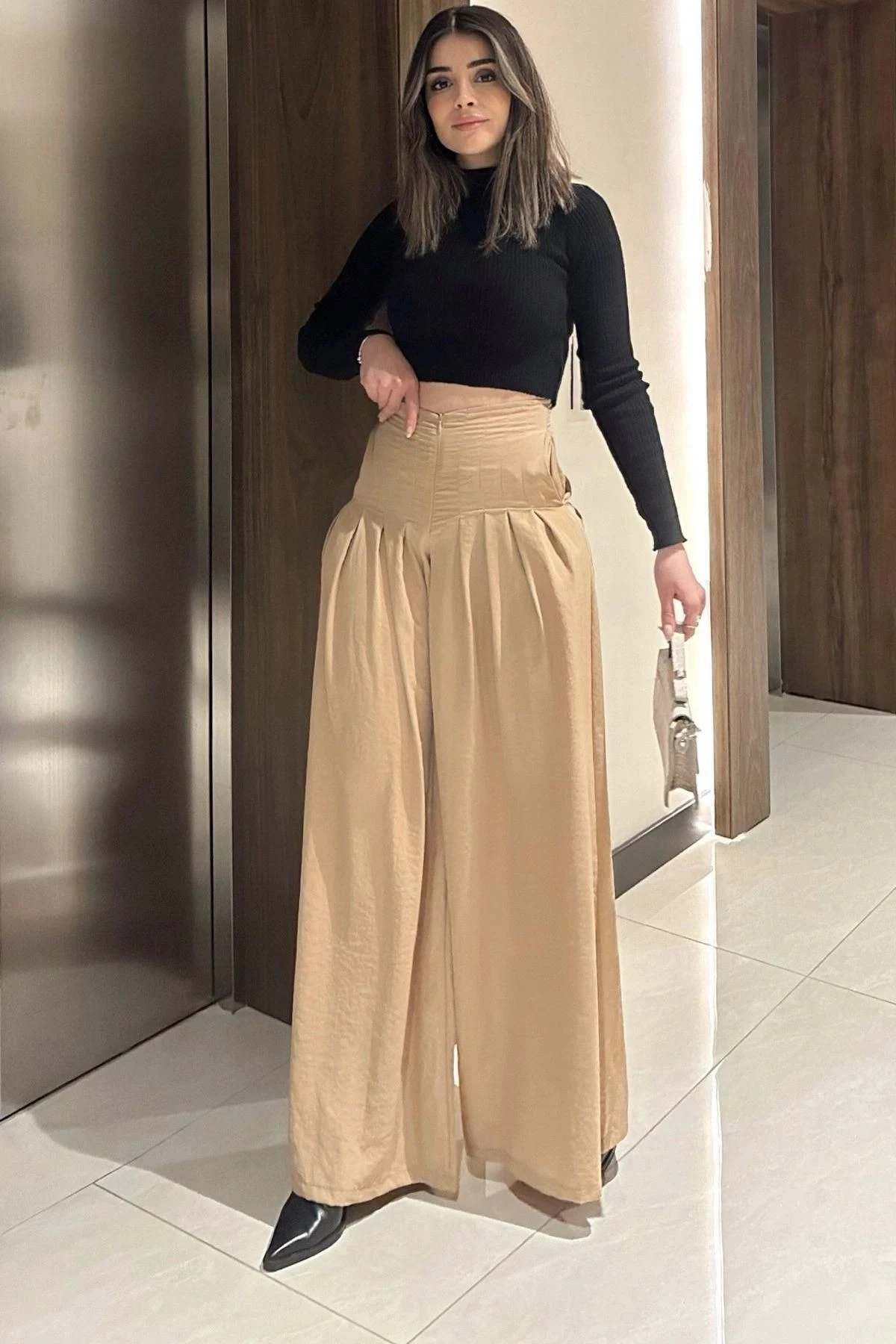 Kadın bej Fermuar Kapamalı, Cepli, Pileli Bol Paça Etek Pantolon