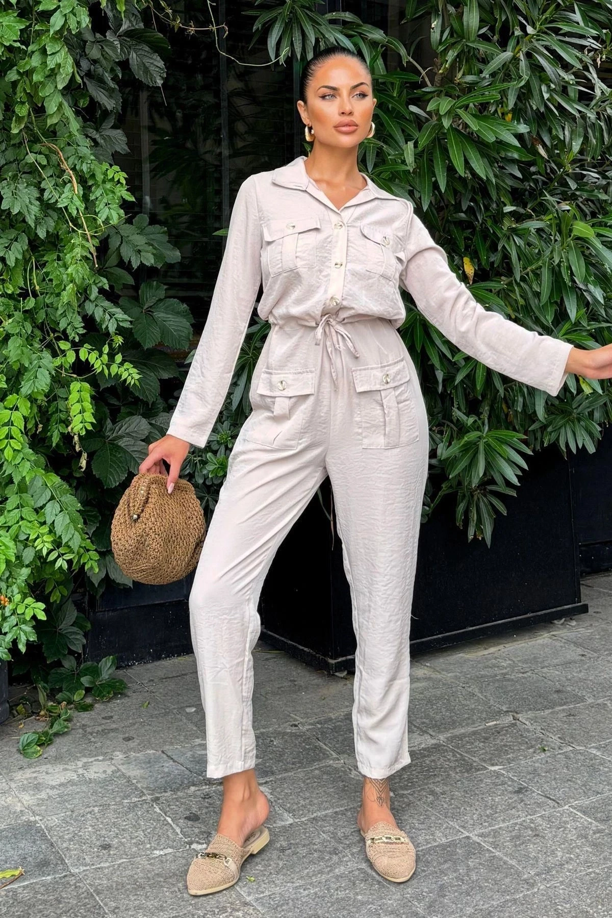 Kadın Bej Uzun Kol, Gömlek Yaka, Cepli, Kemerli, Airobin Safari Tulum