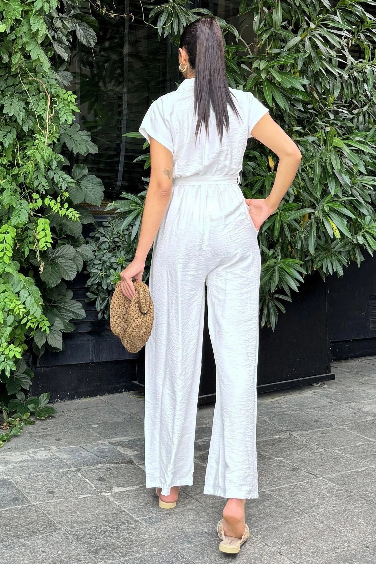 Kadın Beyaz Keten/Airobin Kumaş, Rahat Kesim, Cepli, Yarım Patlı, Kemerli/Kuşaklı Tulum