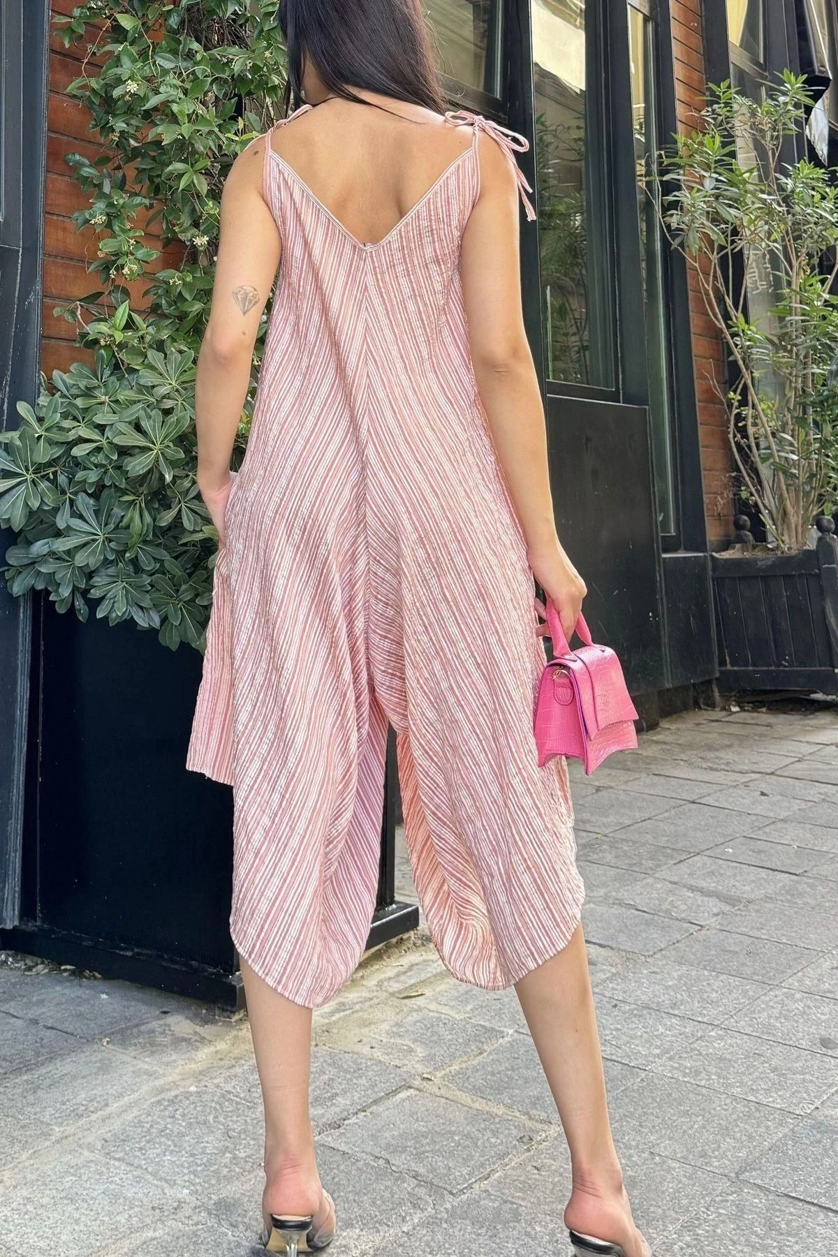 Kadın Bordo İp Askılı, Asimetrik Kesim, Dokulu Kumaş, Salaş Tulum