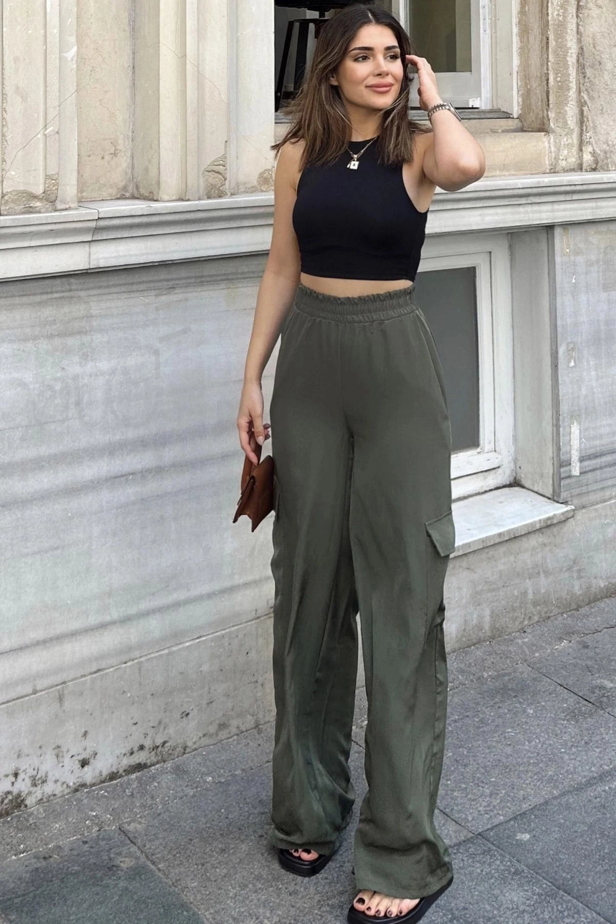 Kadın Haki Beli Lastikli, Kargo Cepli, Bol Paça Kupra Kumaş Palazzo Pantolon - Tesettüre Uygun