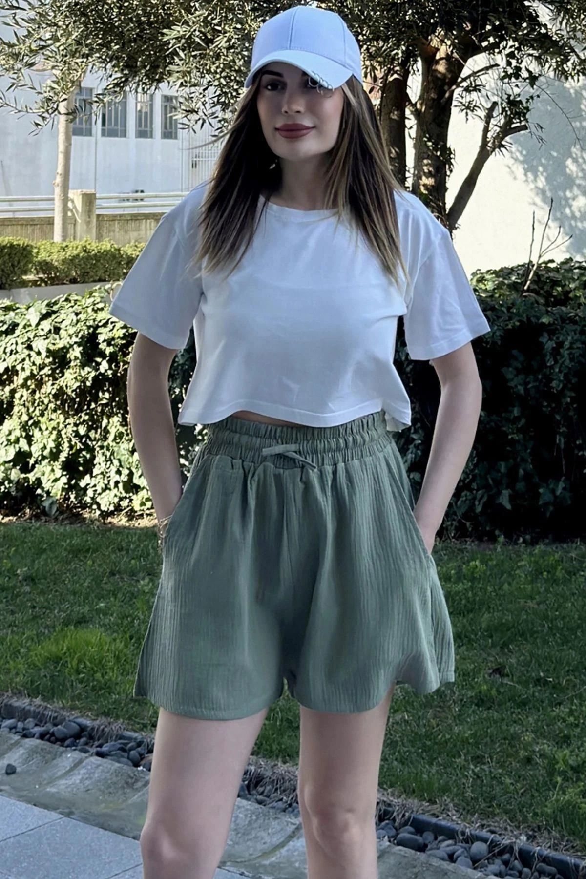 Kadın Haki Cepli, Bağcıklı, Beli Lastikli, Salaş Müslin Şort