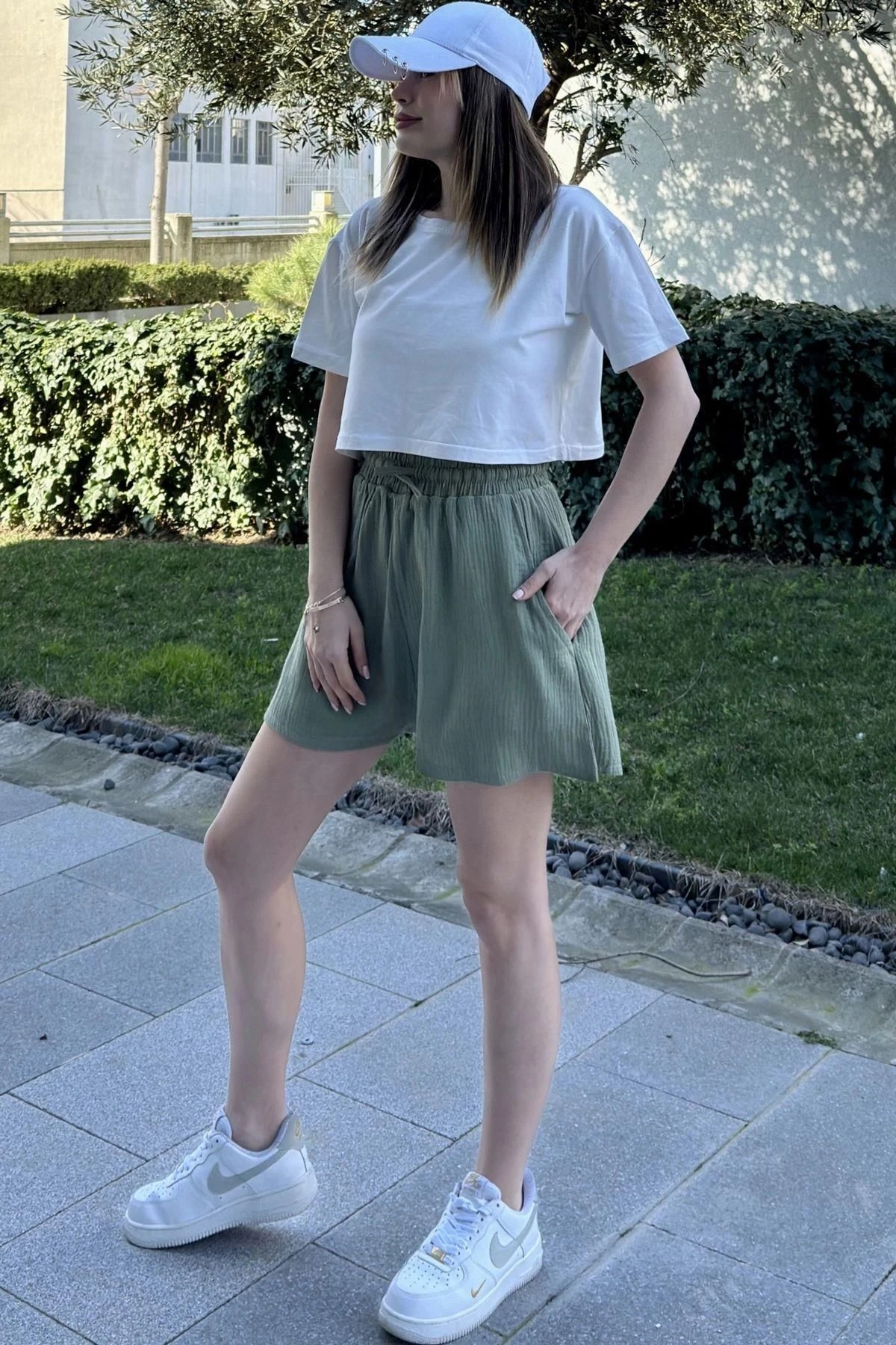 Kadın Haki Cepli, Bağcıklı, Beli Lastikli, Salaş Müslin Şort