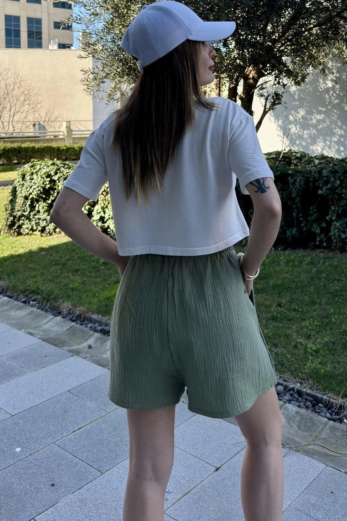 Kadın Haki Cepli, Bağcıklı, Beli Lastikli, Salaş Müslin Şort