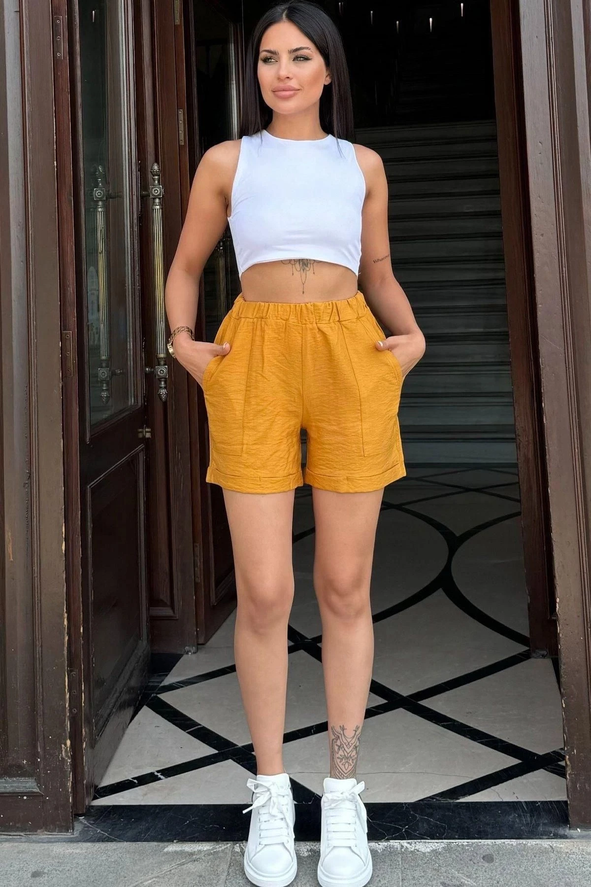 Kadın Hardal Beli Lastikli, Cepli, Duble Paça, Kısa Keten Şort