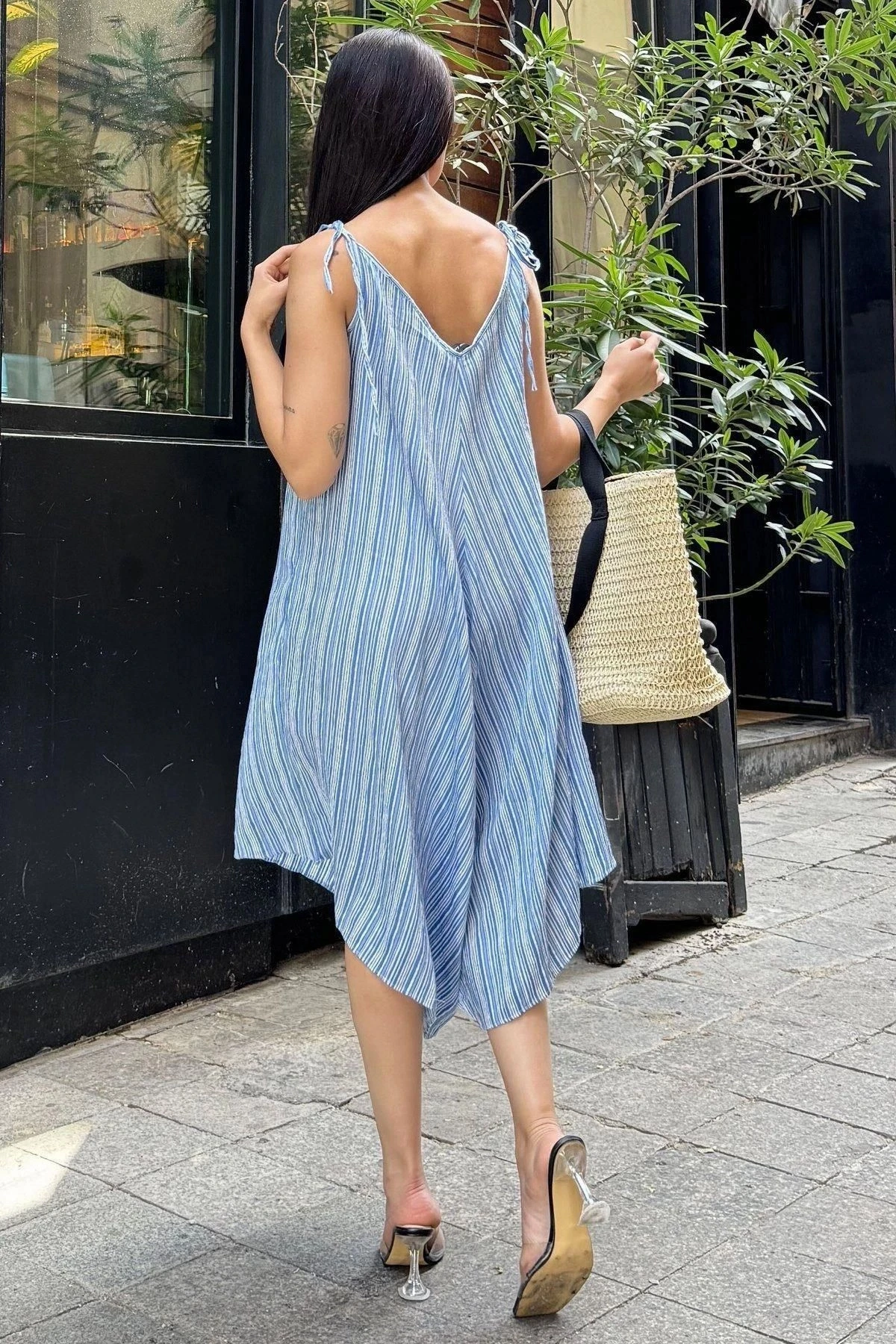 Kadın Mavi İp Askılı, Asimetrik Kesim, Dokulu Kumaş, Salaş Tulum