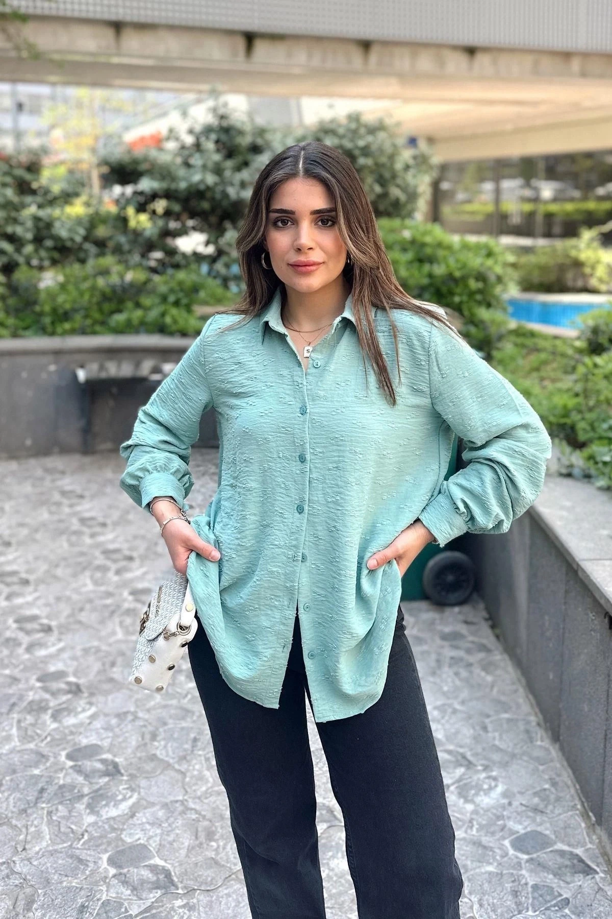 Kadın Mint Dokulu Kumaş, Uzun, Balon Kollu, Rahat Kesim, Pamuklu Gömlek