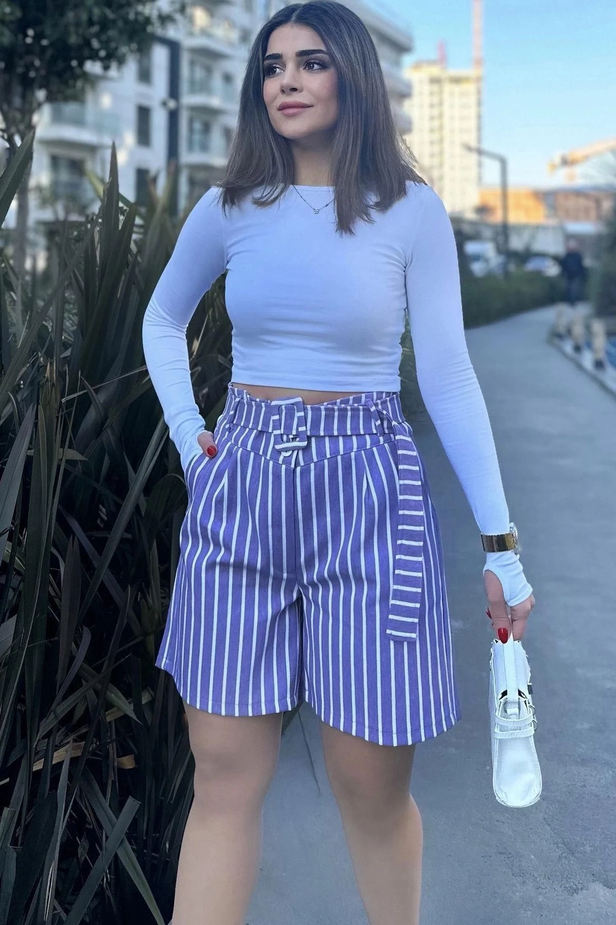 Kadın Mor Kemerli, Yüksek Bel, Pliseli, Rahat Kesim, Gabardin Şort