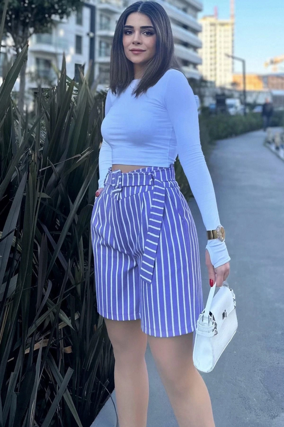 Kadın Mor Kemerli, Yüksek Bel, Pliseli, Rahat Kesim, Gabardin Şort