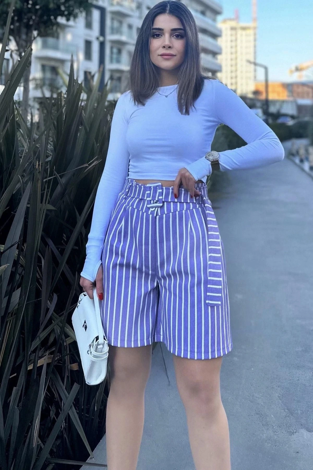 Kadın Mor Kemerli, Yüksek Bel, Pliseli, Rahat Kesim, Gabardin Şort