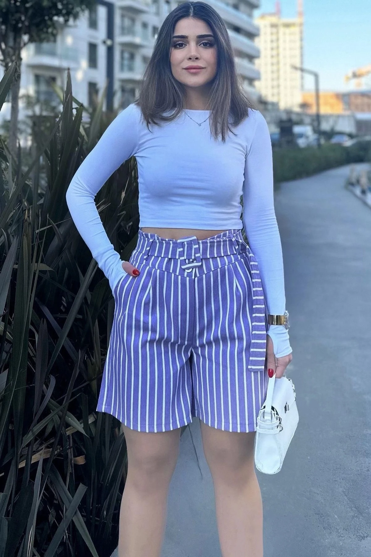 Kadın Mor Kemerli, Yüksek Bel, Pliseli, Rahat Kesim, Gabardin Şort